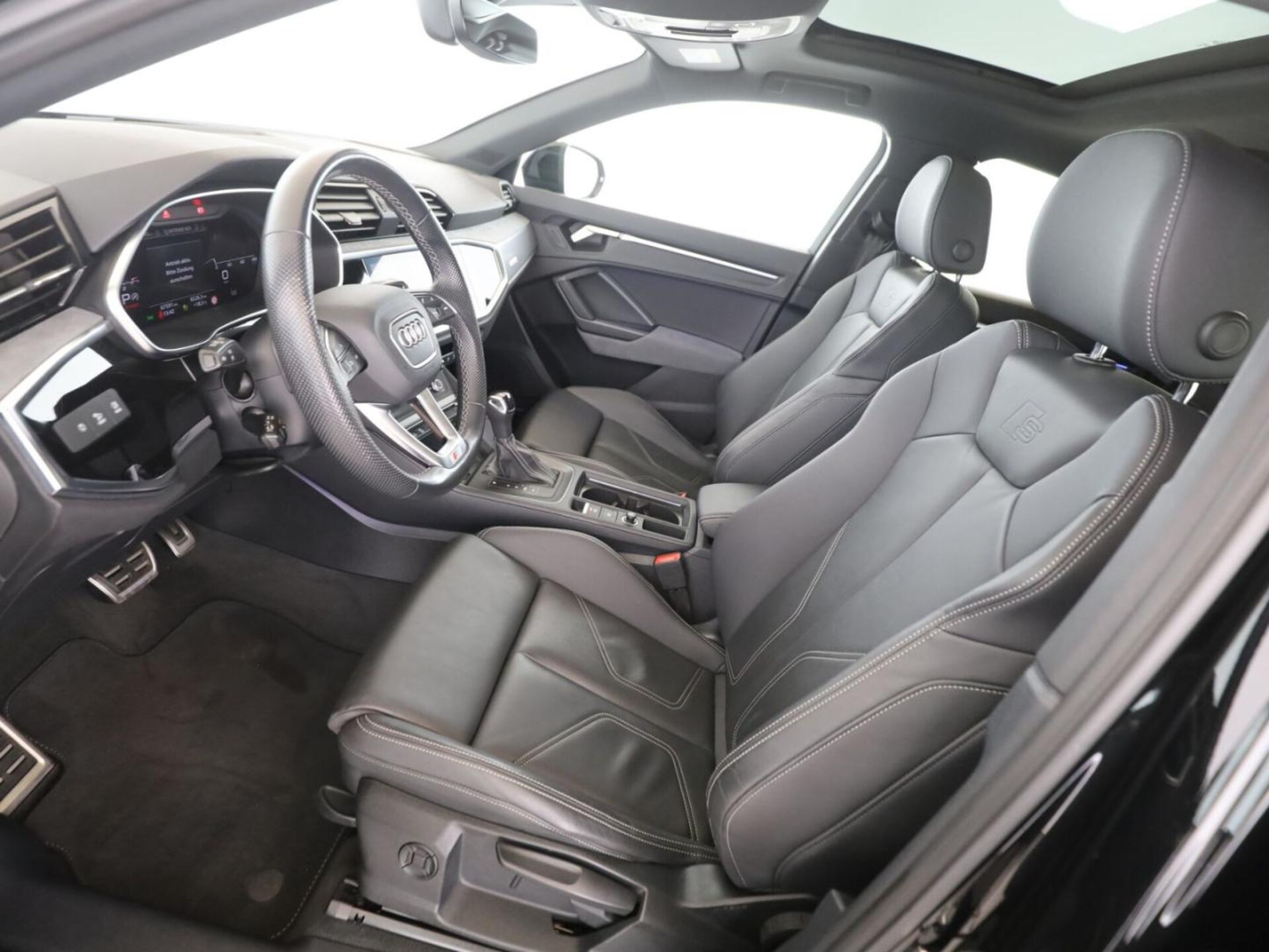Audi Q3 Sportback S line