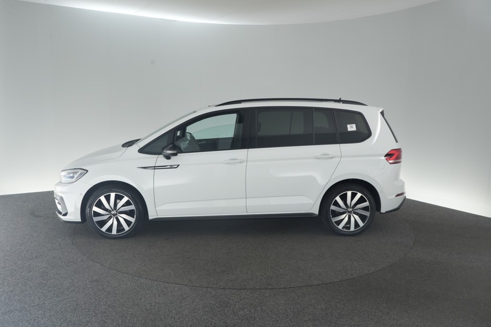 Volkswagen Touran – Bild 6