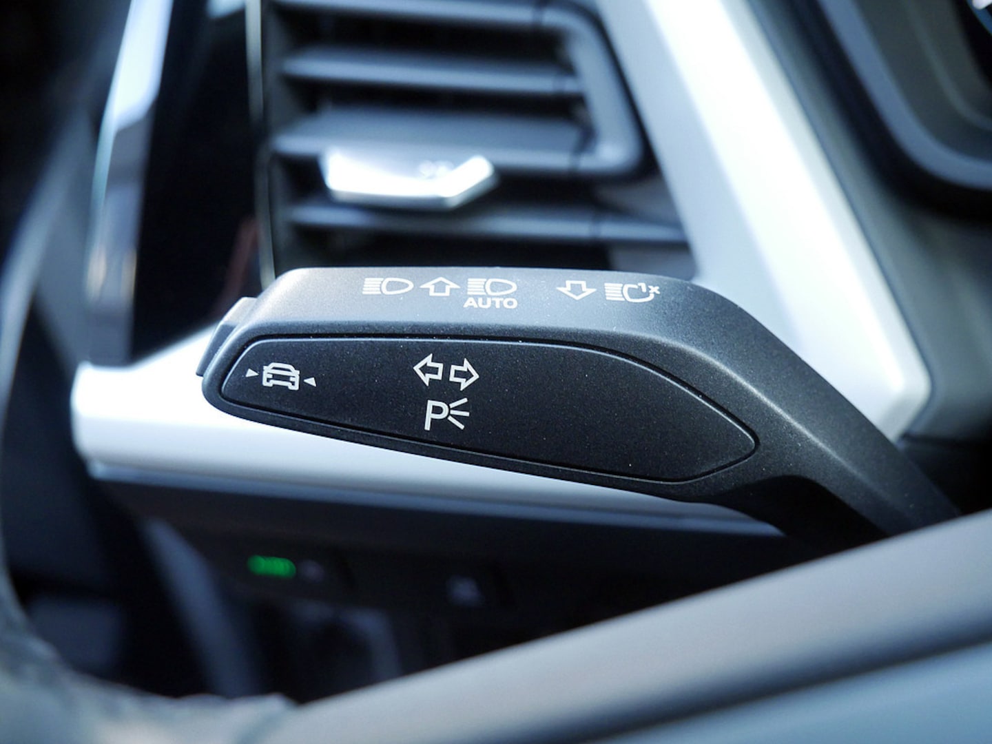 Bild über Audi Q4 e-tron 35 e-tron - für weitere Informationen kontaktieren Sie den Audi Partner