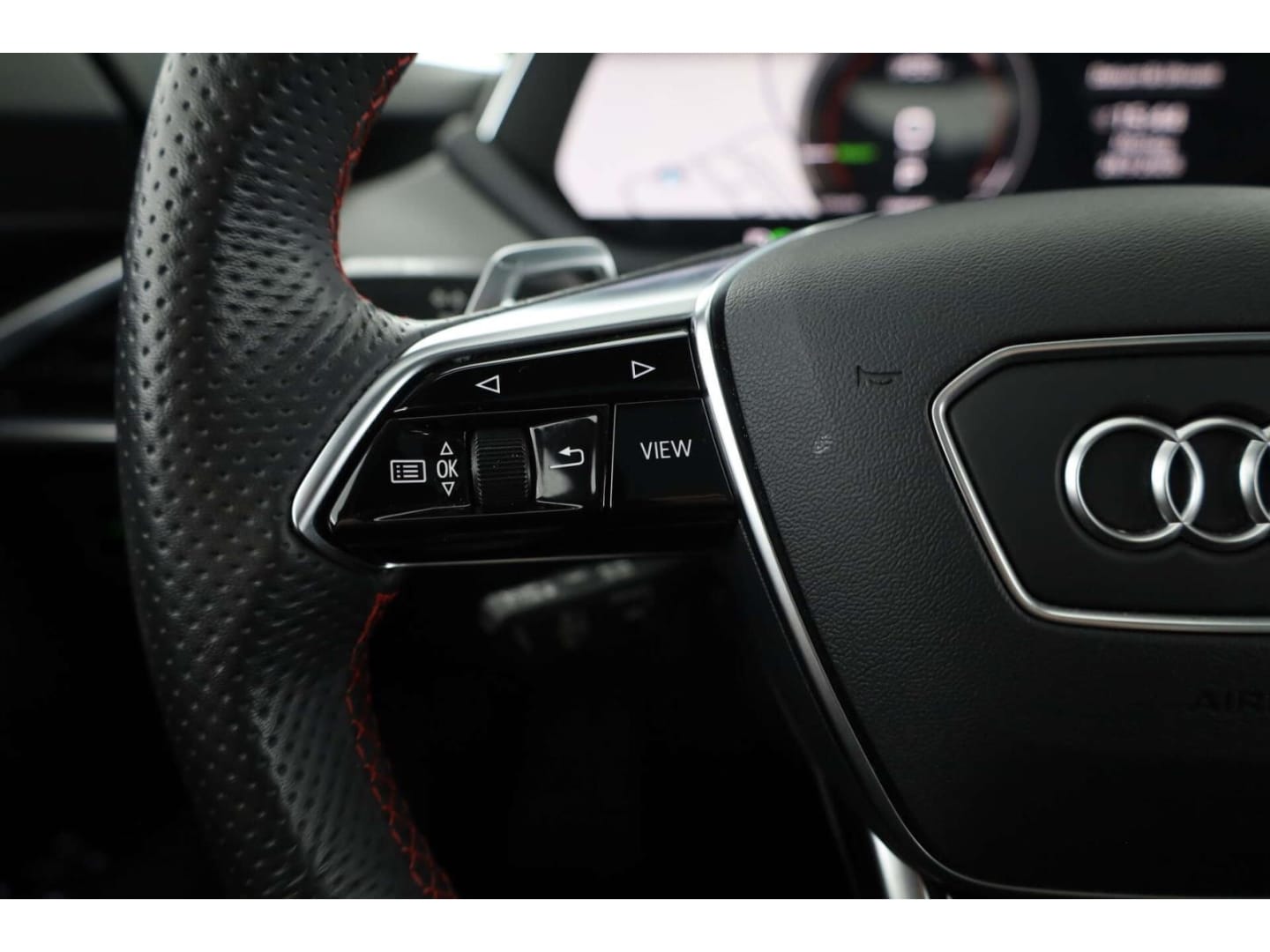 Bild über Audi RS e-tron GT e-tron quattro - für weitere Informationen kontaktieren Sie den Audi Partner