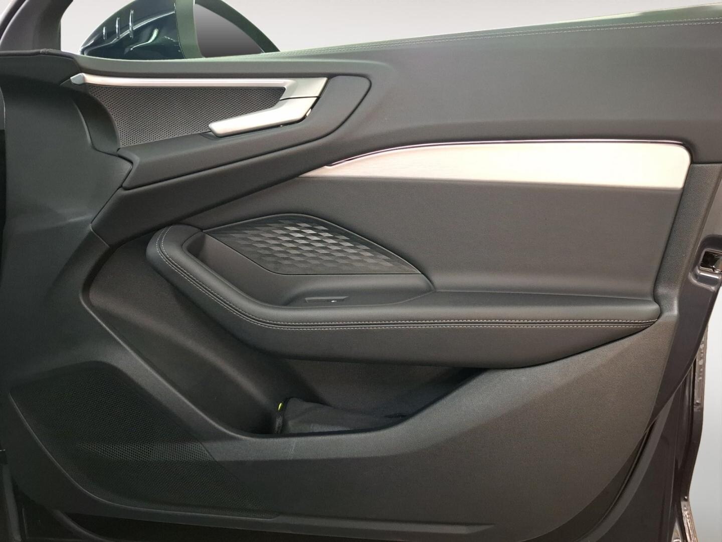 Bild über Audi A5 Avant TDI 150 kW S tronic - für weitere Informationen kontaktieren Sie den Audi Partner