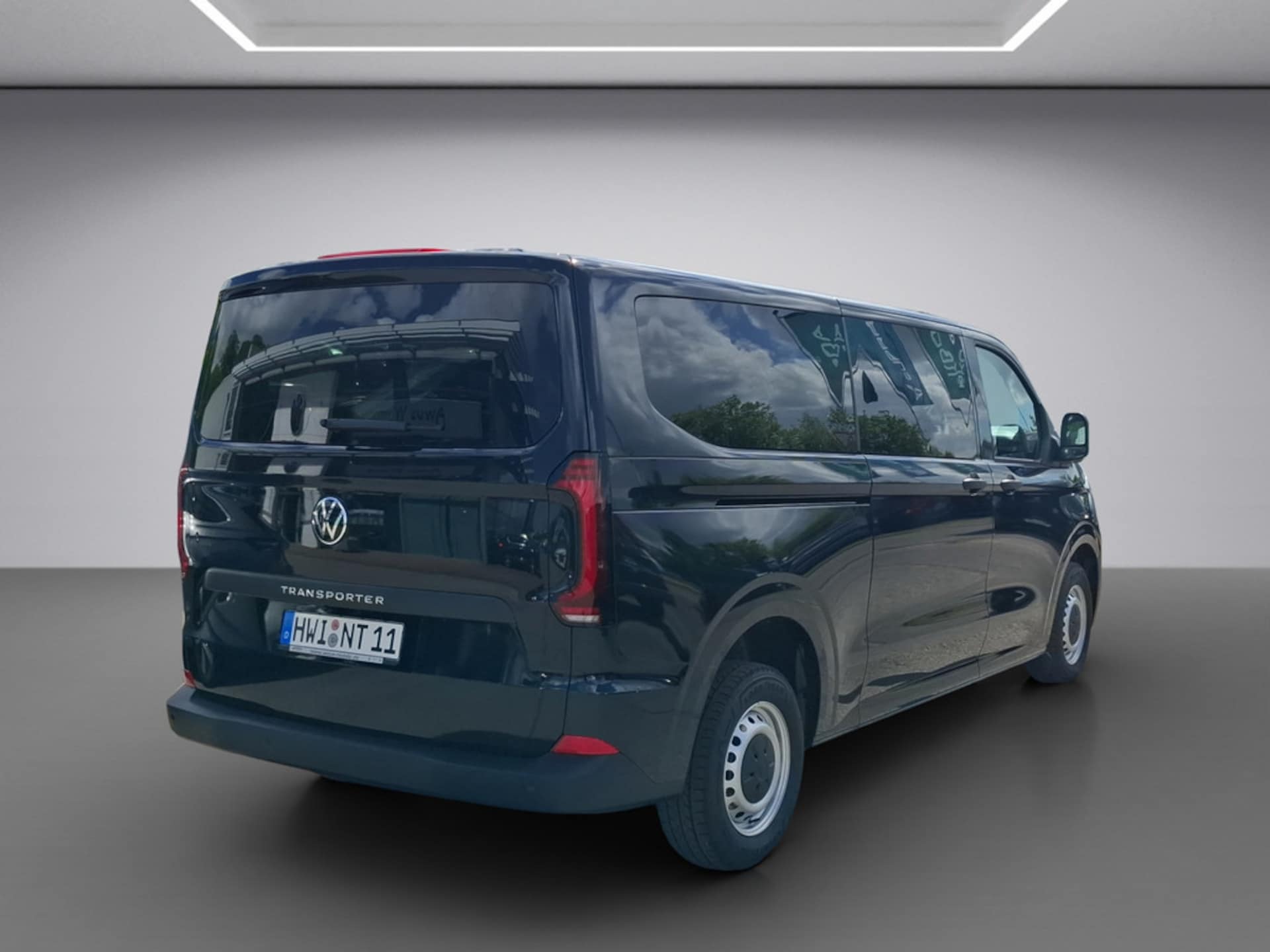 Volkswagen Transporter Kombi langer Radstand