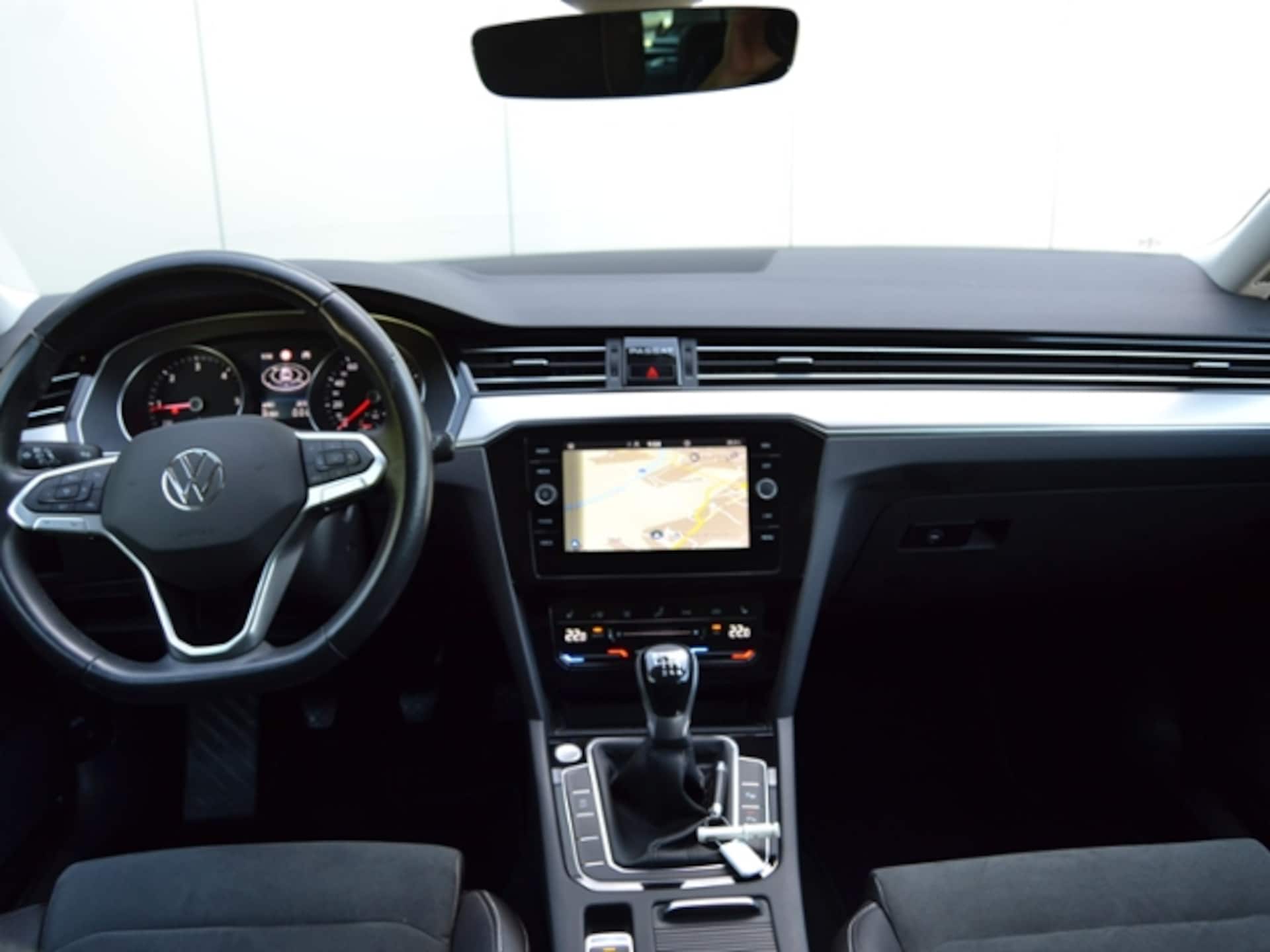 Volkswagen Passat Variant Elegance