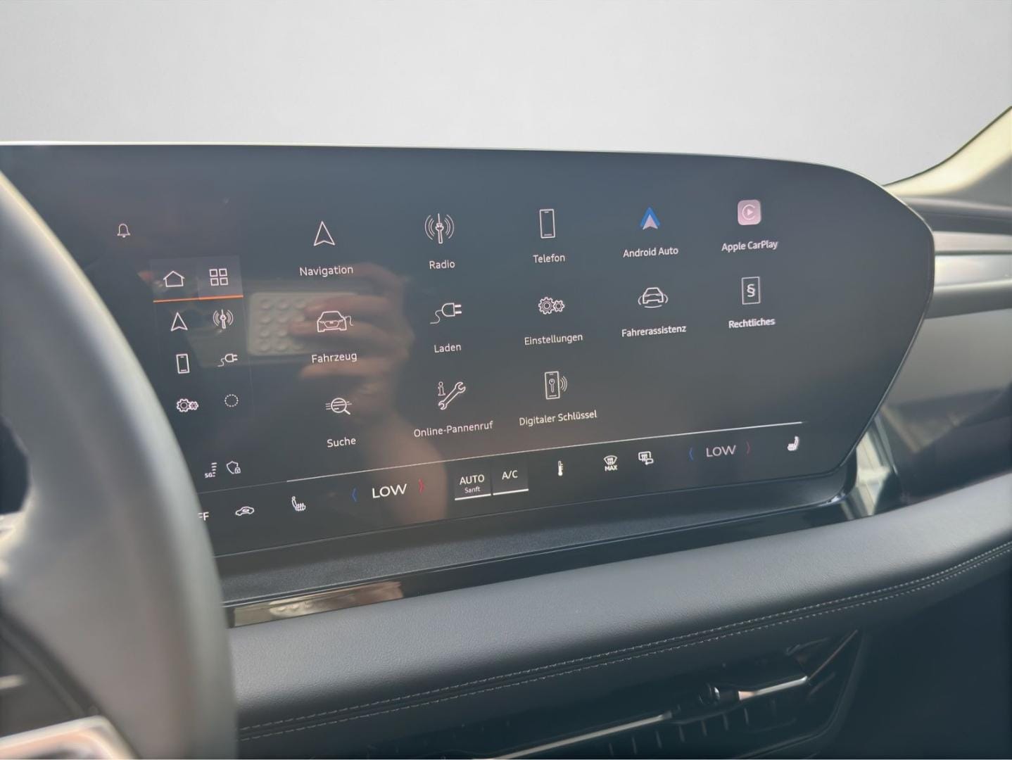 Bild über Audi Q6 SUV e-tron e-tron performance - für weitere Informationen kontaktieren Sie den Audi Partner