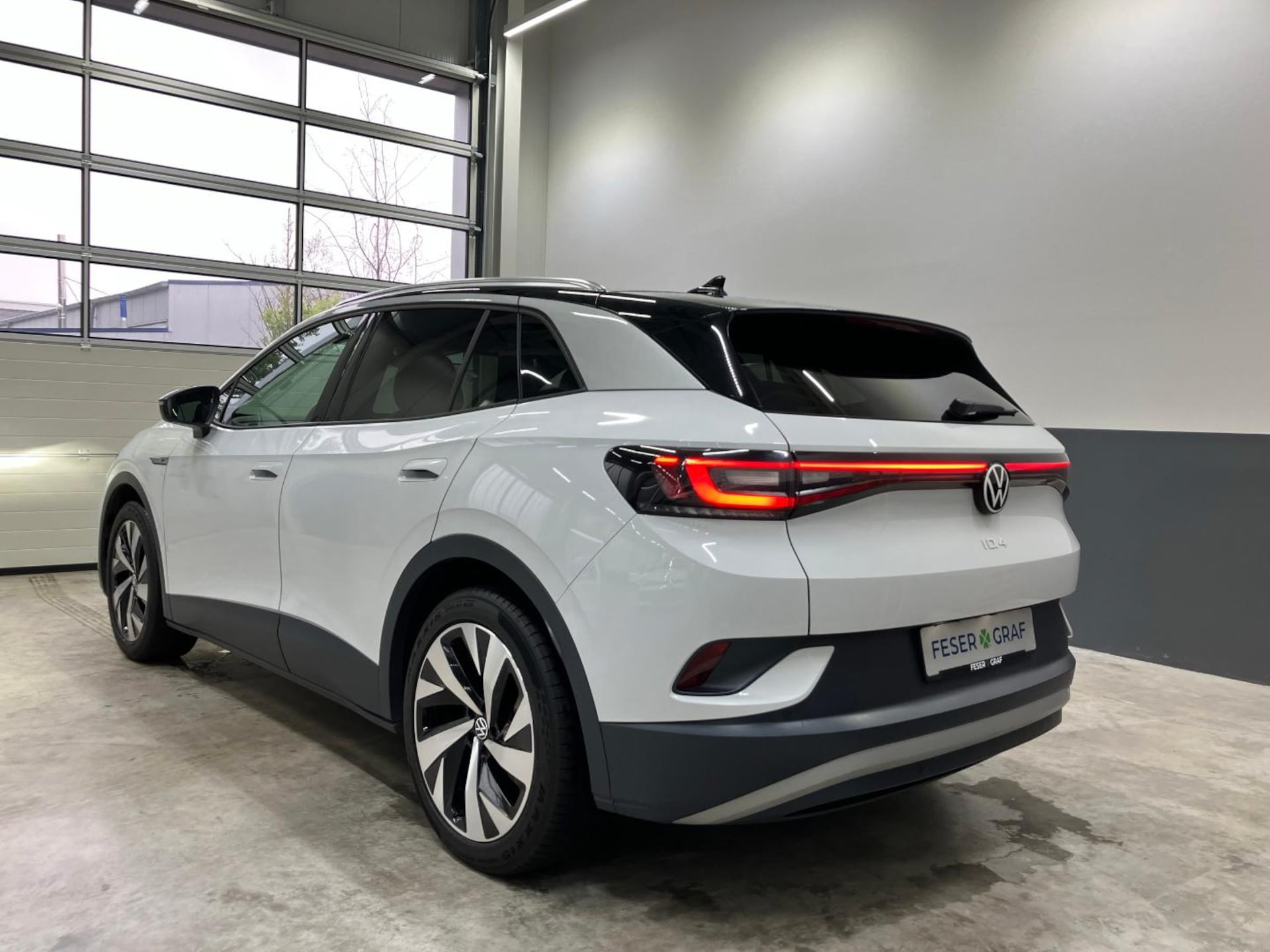 Volkswagen ID.4 1st