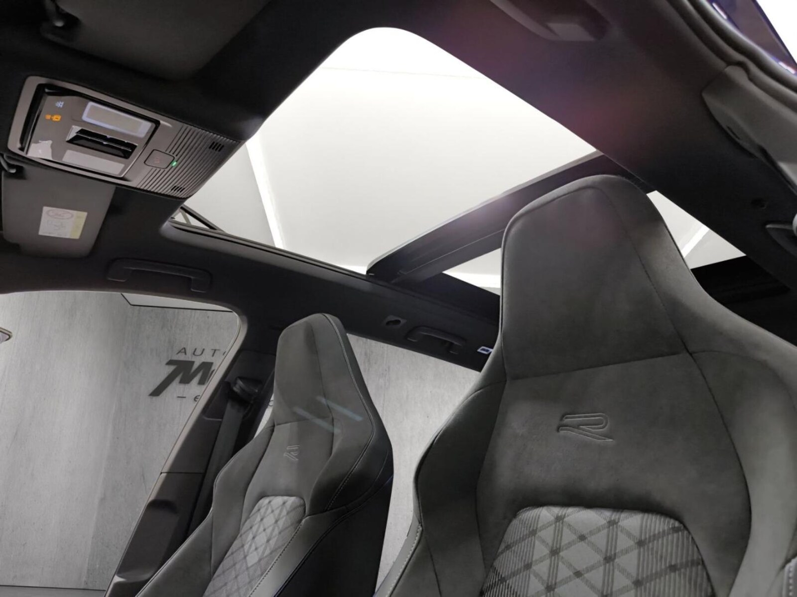 Volkswagen Golf Variant – Bild 8