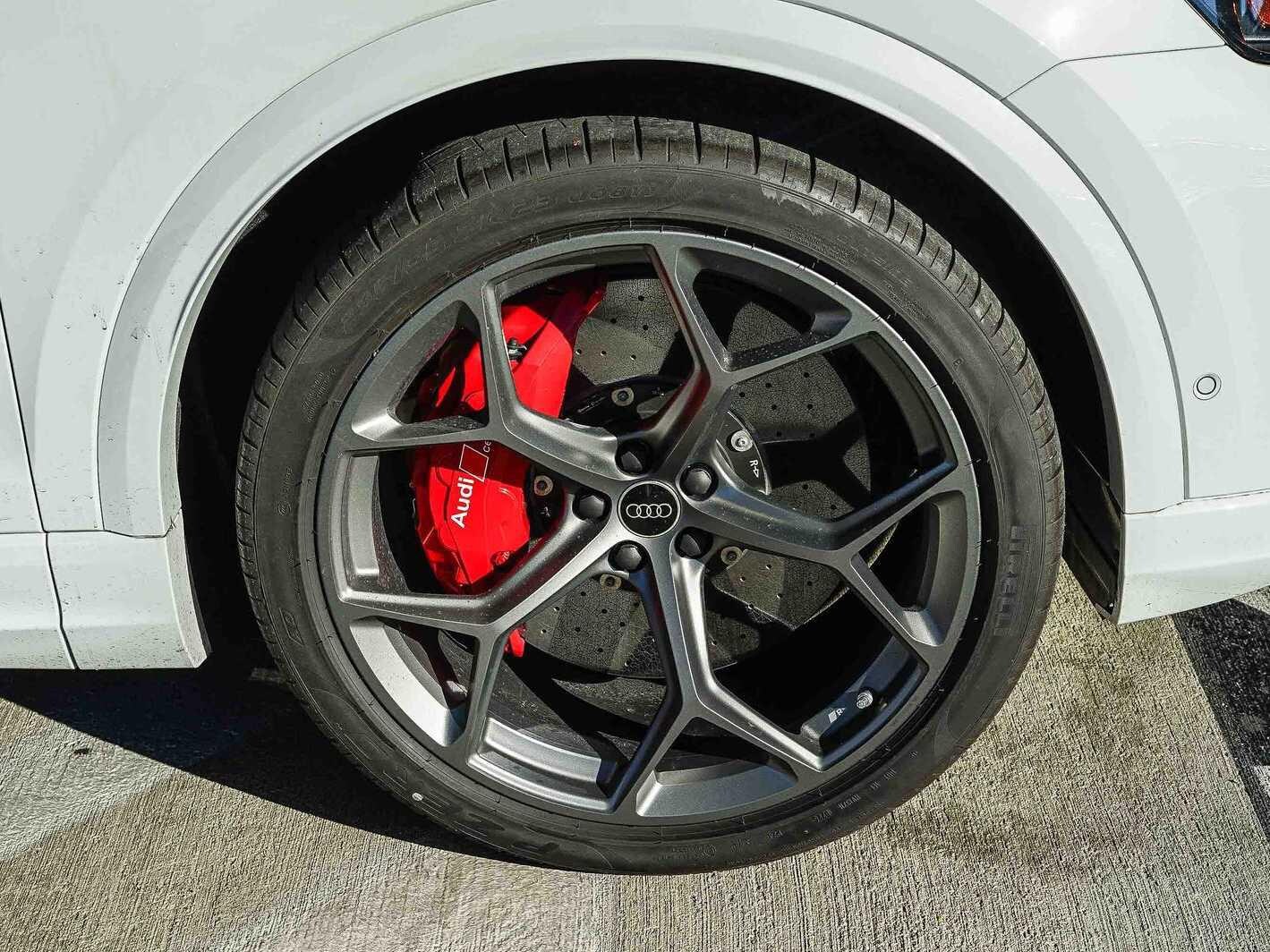 2025 Audi RS Q8 Base - Photo 8