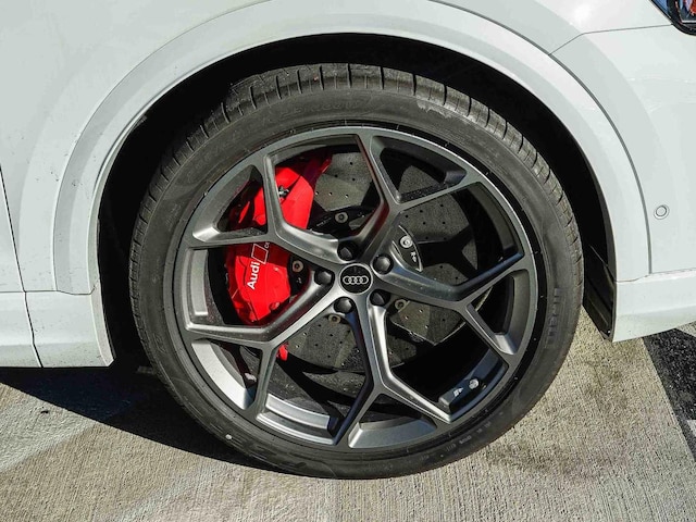 2025 Audi RS Q8 Base - Photo 8