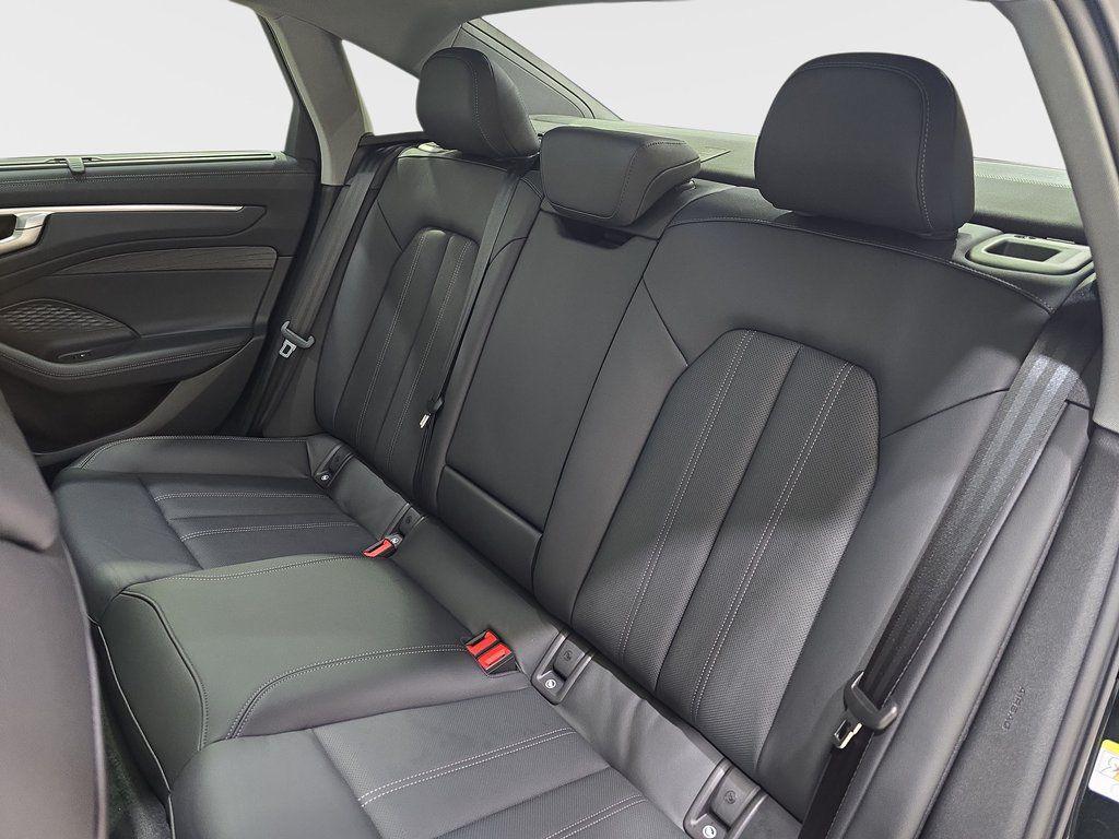 2026 Audi A6 Prestige - Photo 12
