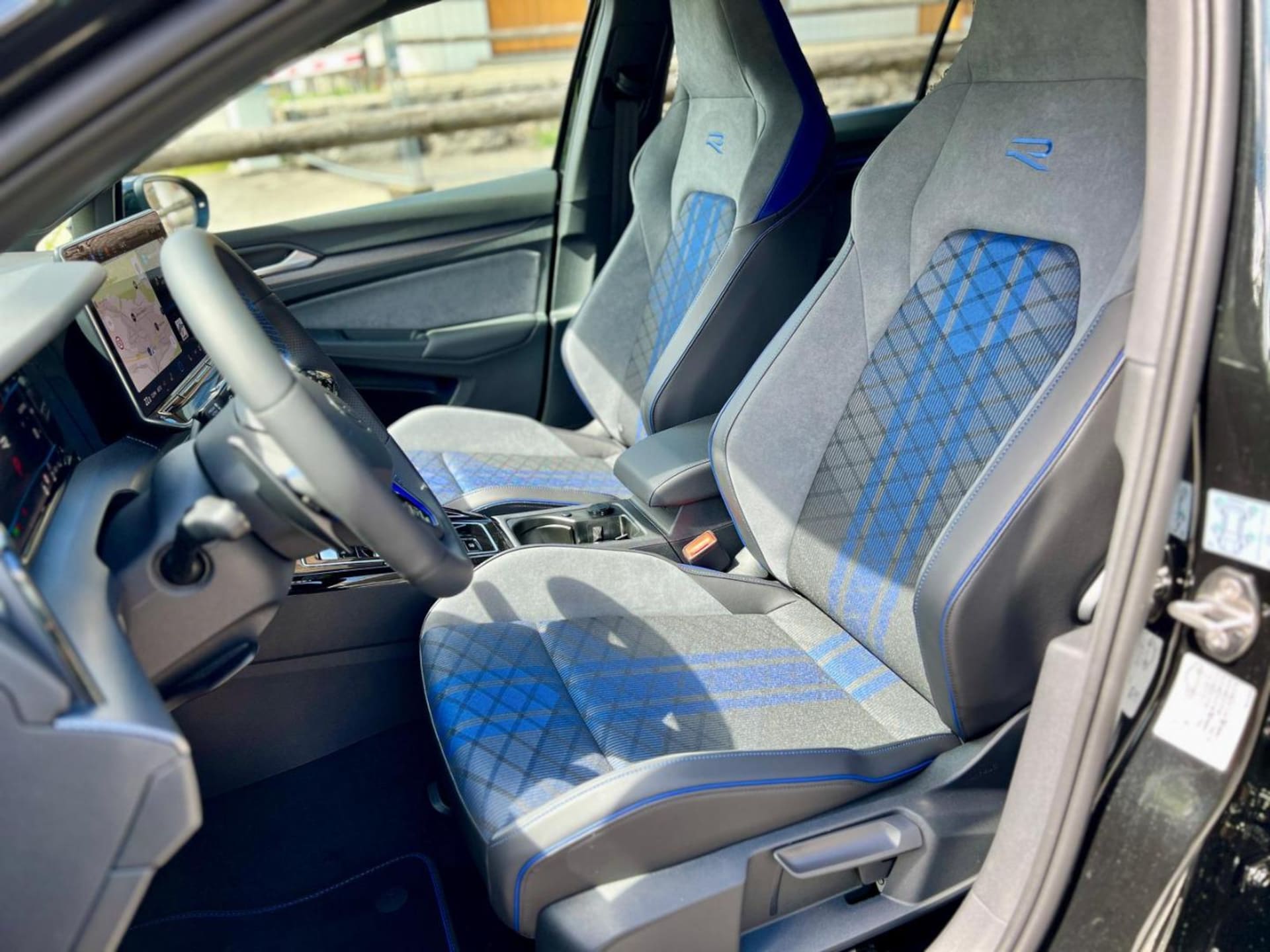 Volkswagen Golf Variant R