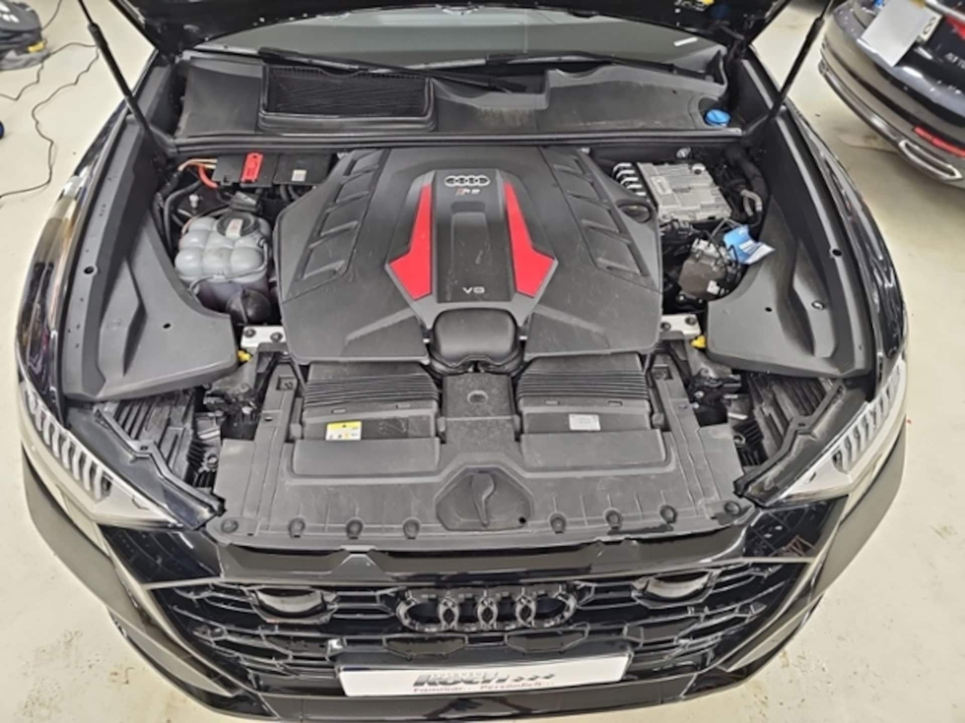 Audi RS Q8 SUV