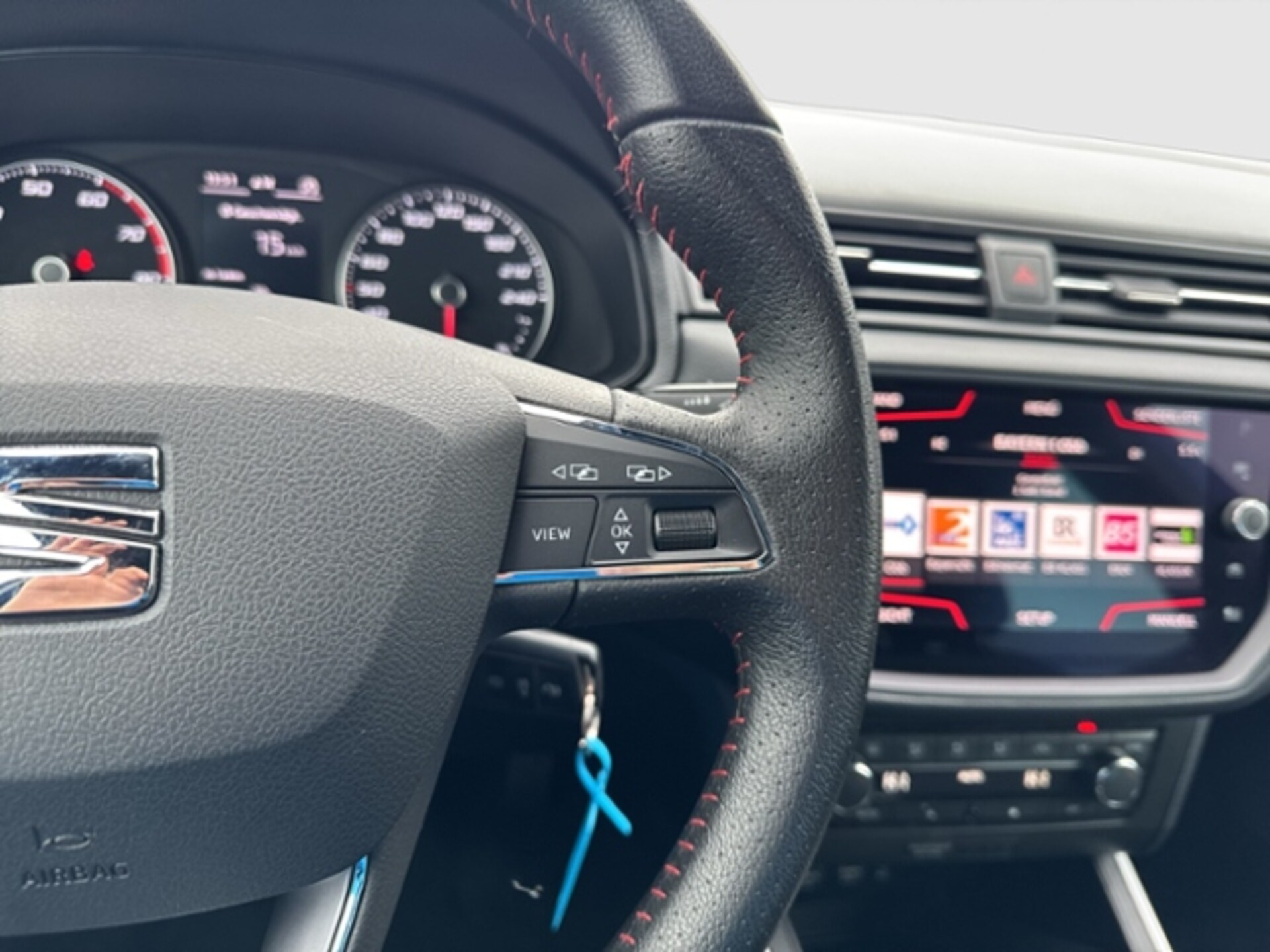 SEAT Arona FR