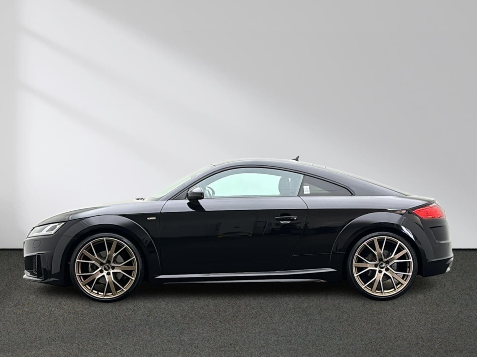 Audi TT Coupé