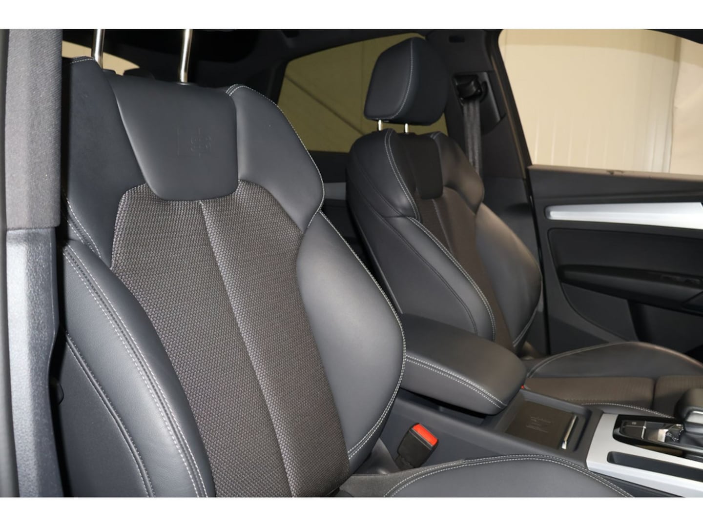 Bild über Audi Q5 Sportback 40 TDI quattro S tronic - für weitere Informationen kontaktieren Sie den Audi Partner