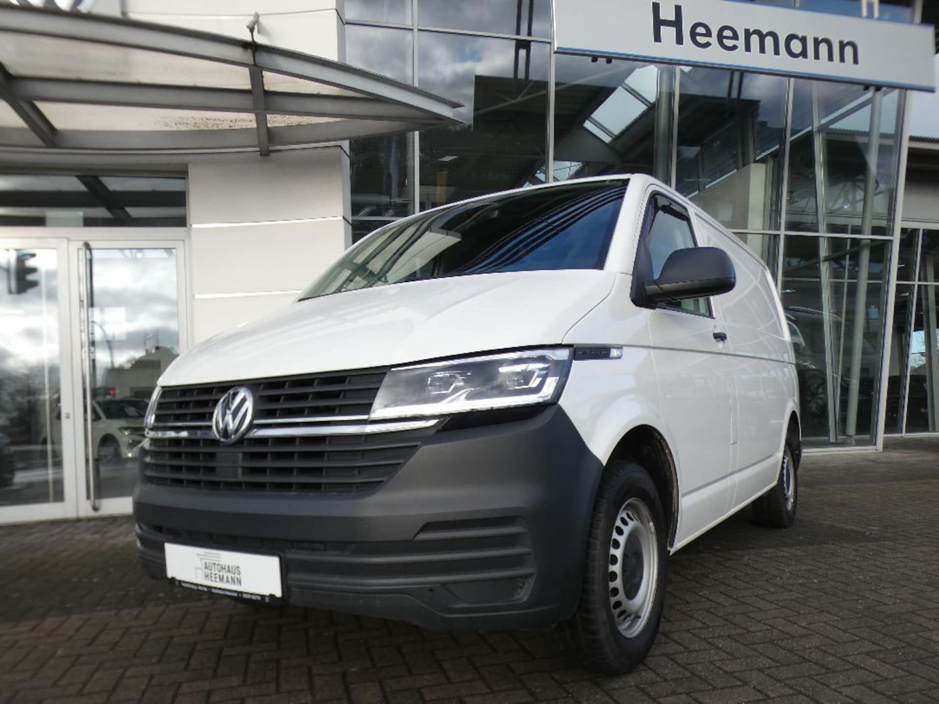 Volkswagen T6.1 Transporter Kasten kurzer Radstand