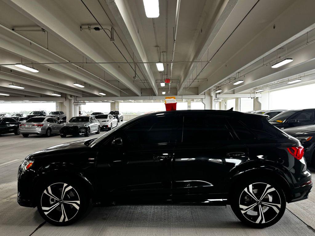 2023 Audi Q3 45 TFSI S Line Premium Plus quattro's photo