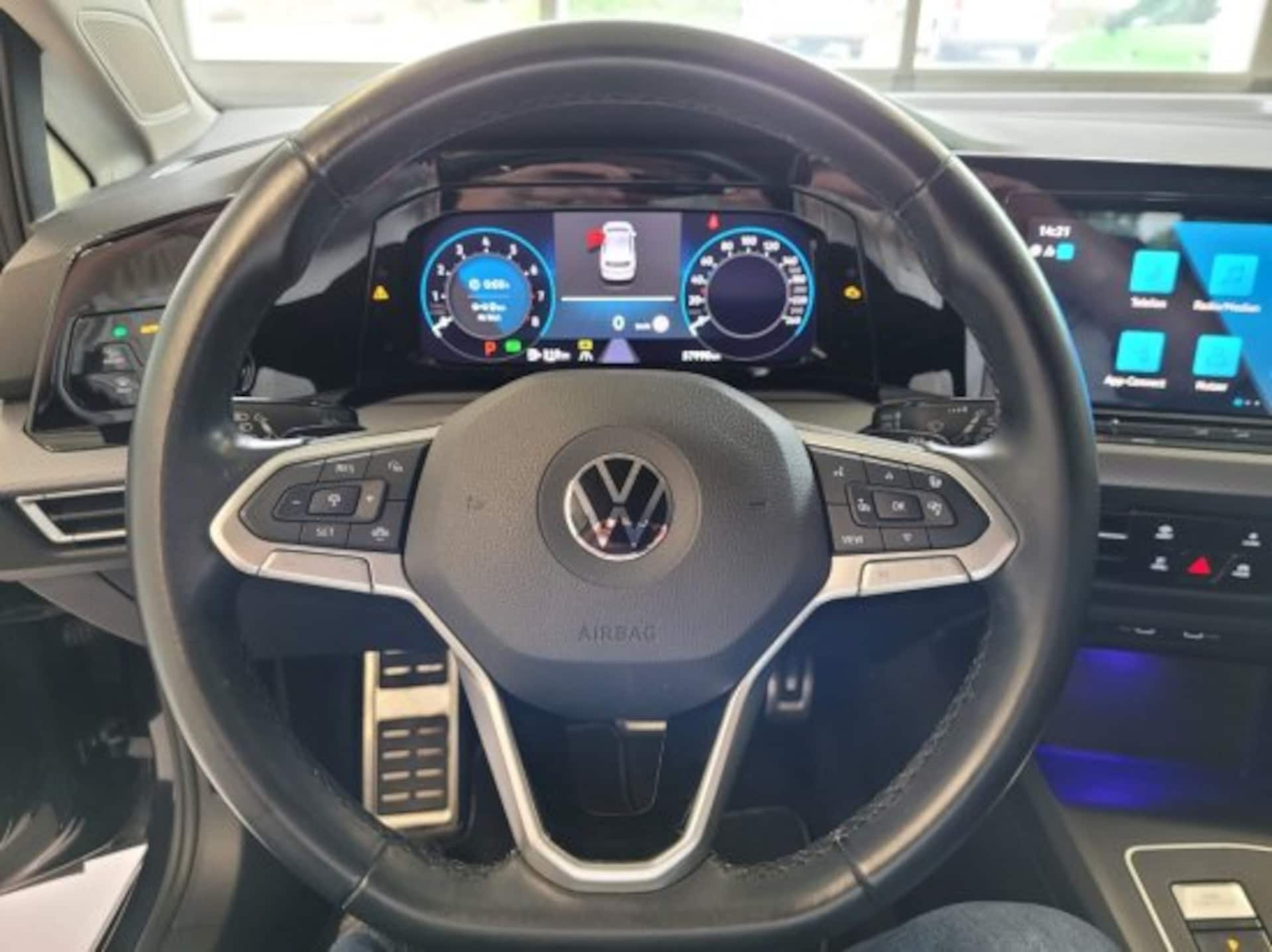 Volkswagen Golf Active