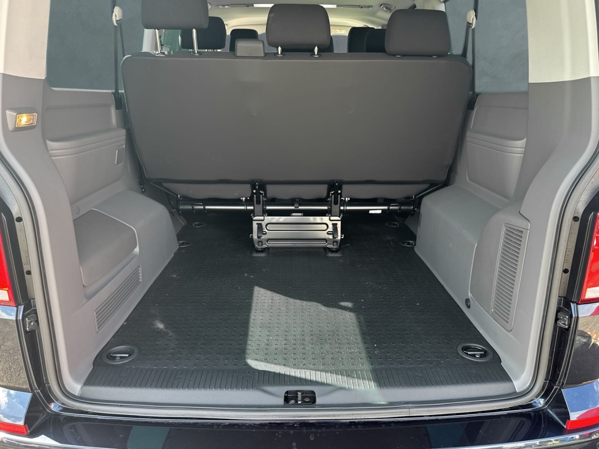 Volkswagen T6.1 Caravelle langer Radstand Comfortline