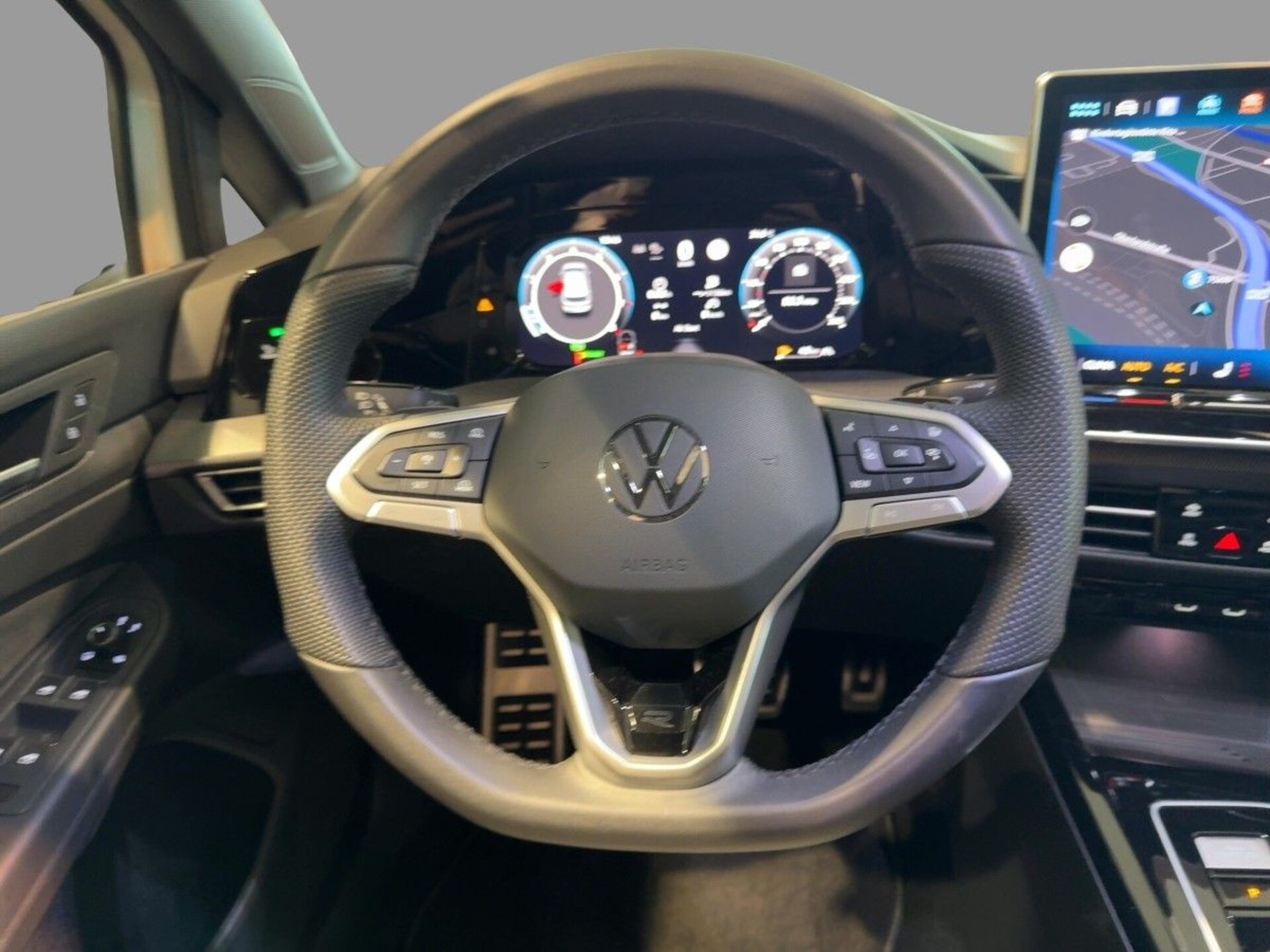 Volkswagen Golf R-Line
