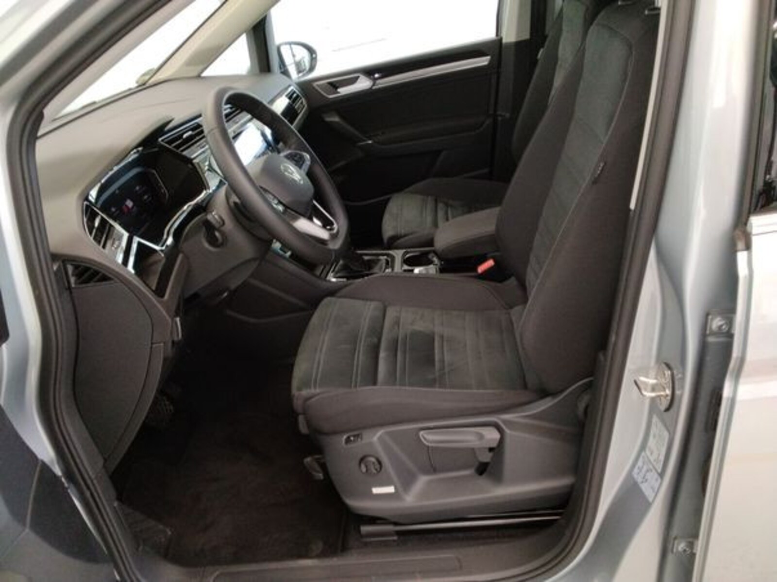 Volkswagen Touran – Bild 3