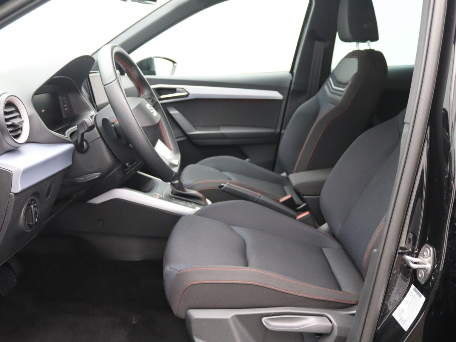 SEAT Arona – Bild 10