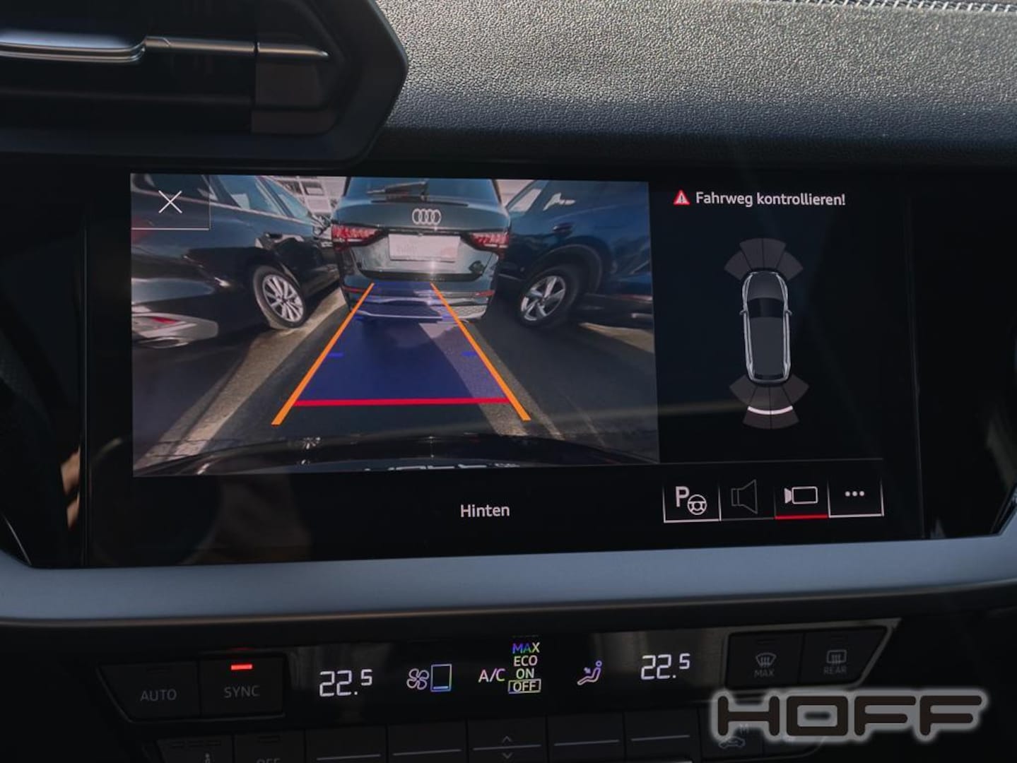 Bild über Audi A3 Sportback TFSI e S line 40 TFSI e S tronic - für weitere Informationen kontaktieren Sie den Audi Partner