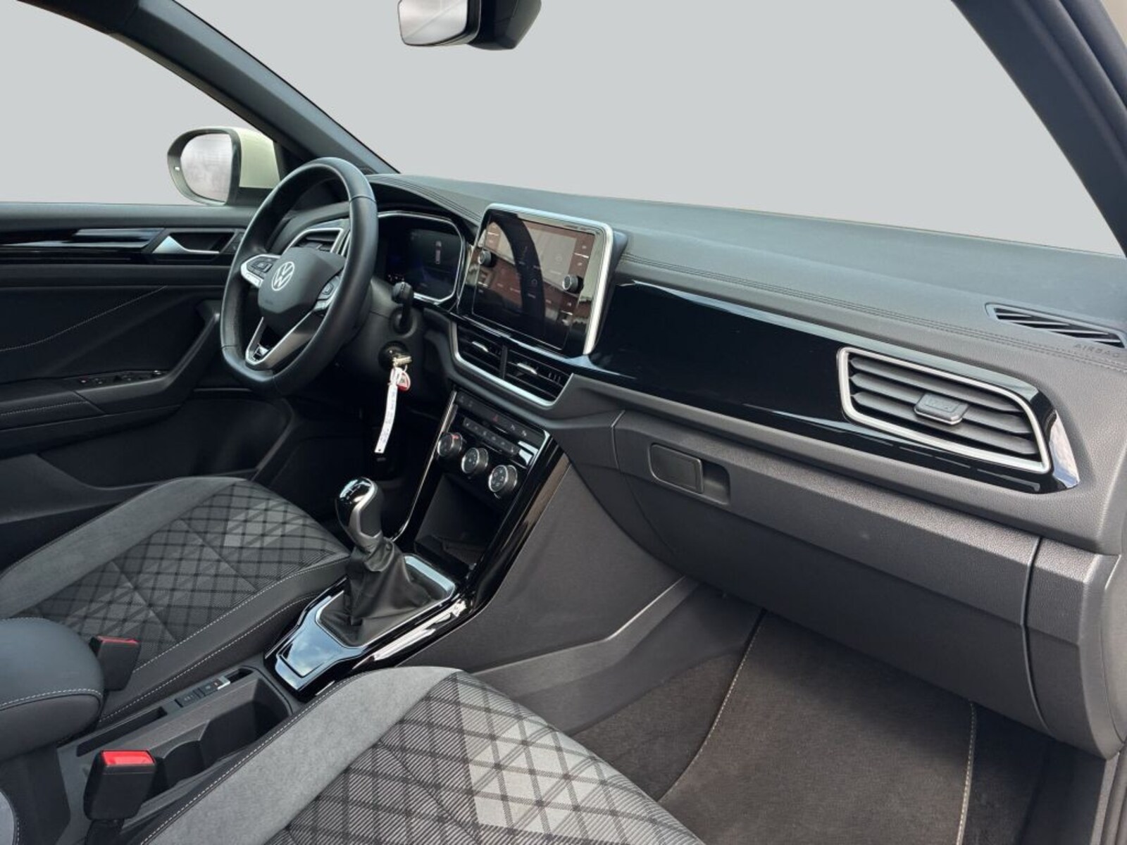 Volkswagen T-Roc – Bild 18