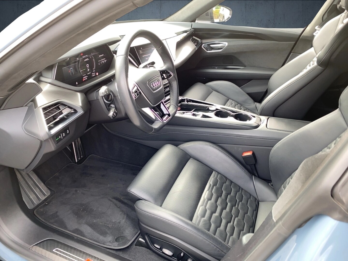 Image about Audi RS e-tron GT e-tron quattro