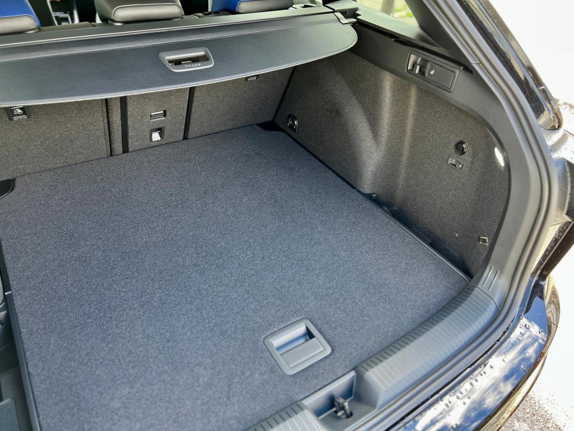 Volkswagen Golf Variant R
