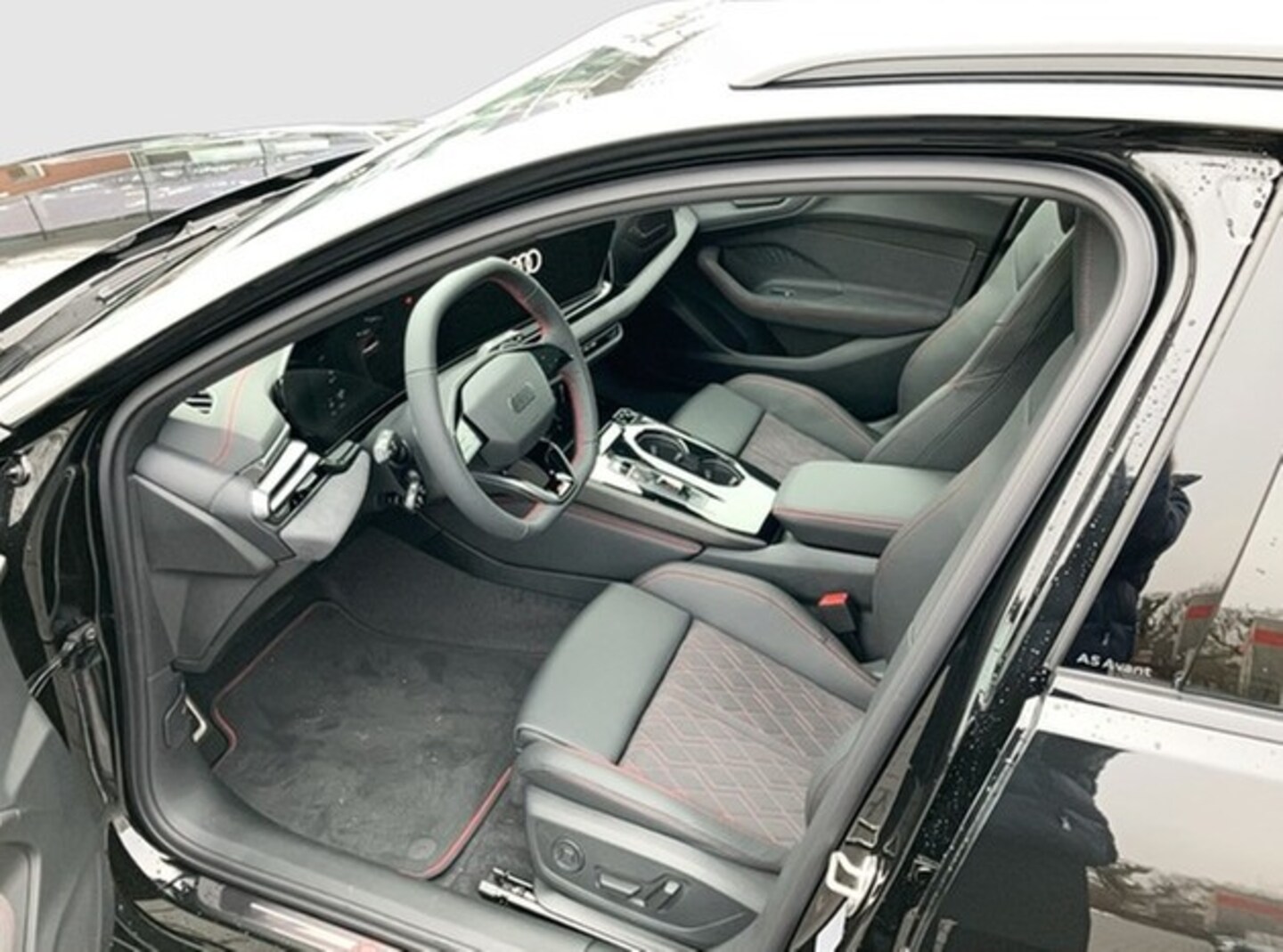 Bild über Audi A5 Avant e-hybrid e-hybrid quattro 270 kW S tronic - für weitere Informationen kontaktieren Sie den Audi Partner