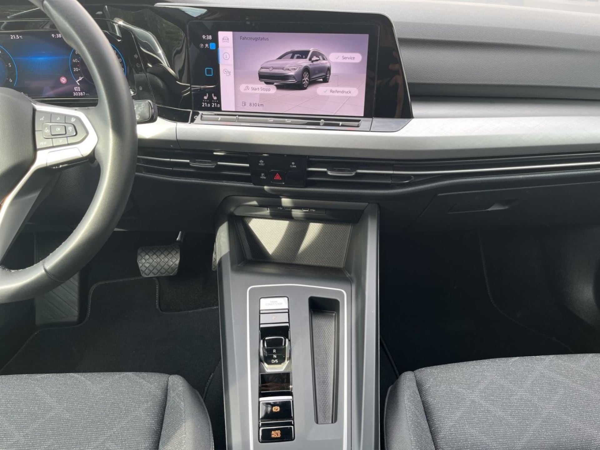 Volkswagen Golf Variant Life