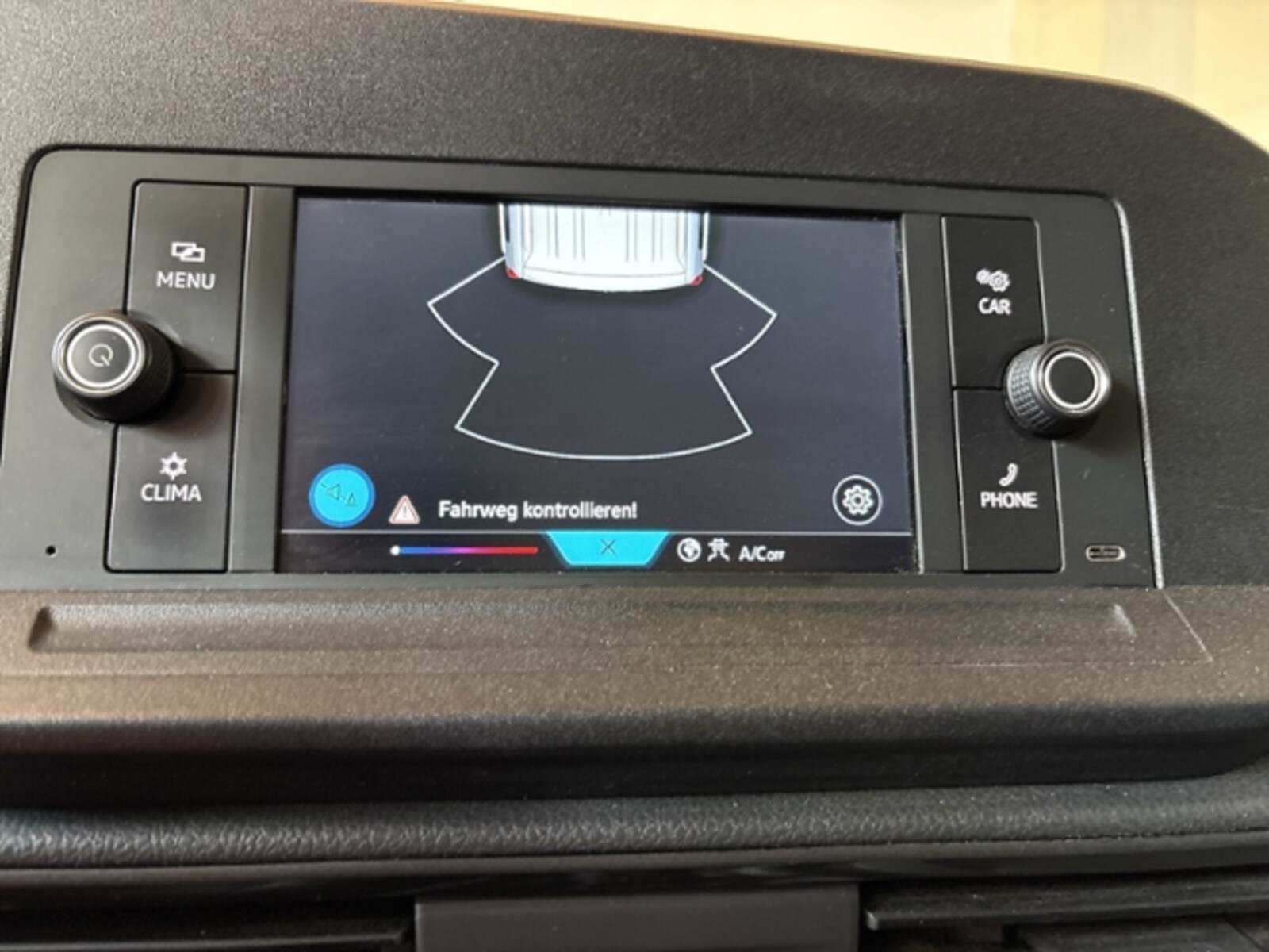 Volkswagen Caddy Maxi Cargo – Bild 14