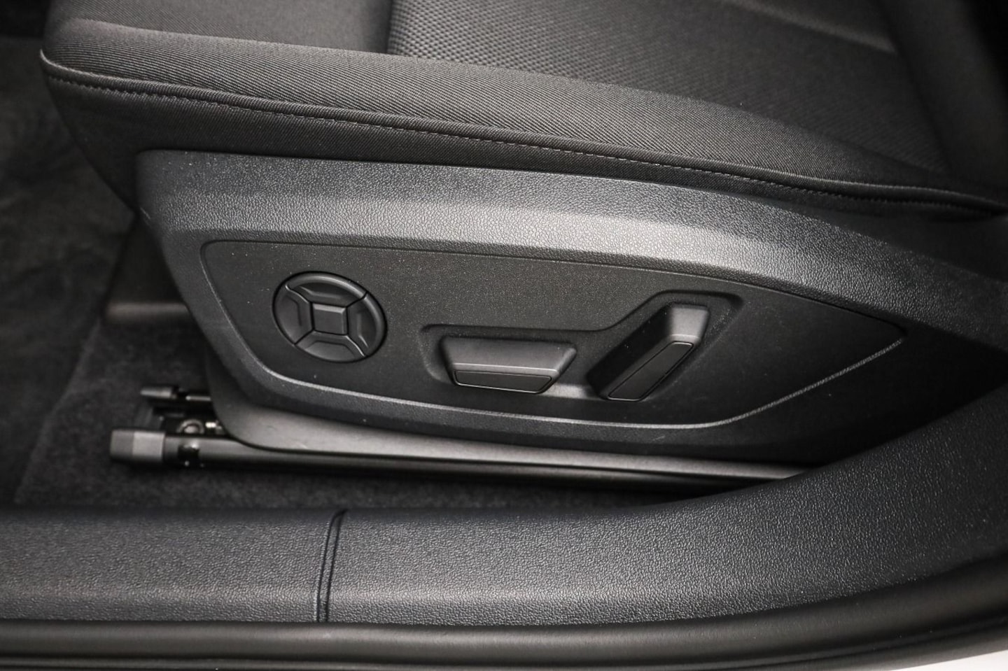 Bild über Audi A3 Sportback advanced 30 TFSI S tronic - für weitere Informationen kontaktieren Sie den Audi Partner