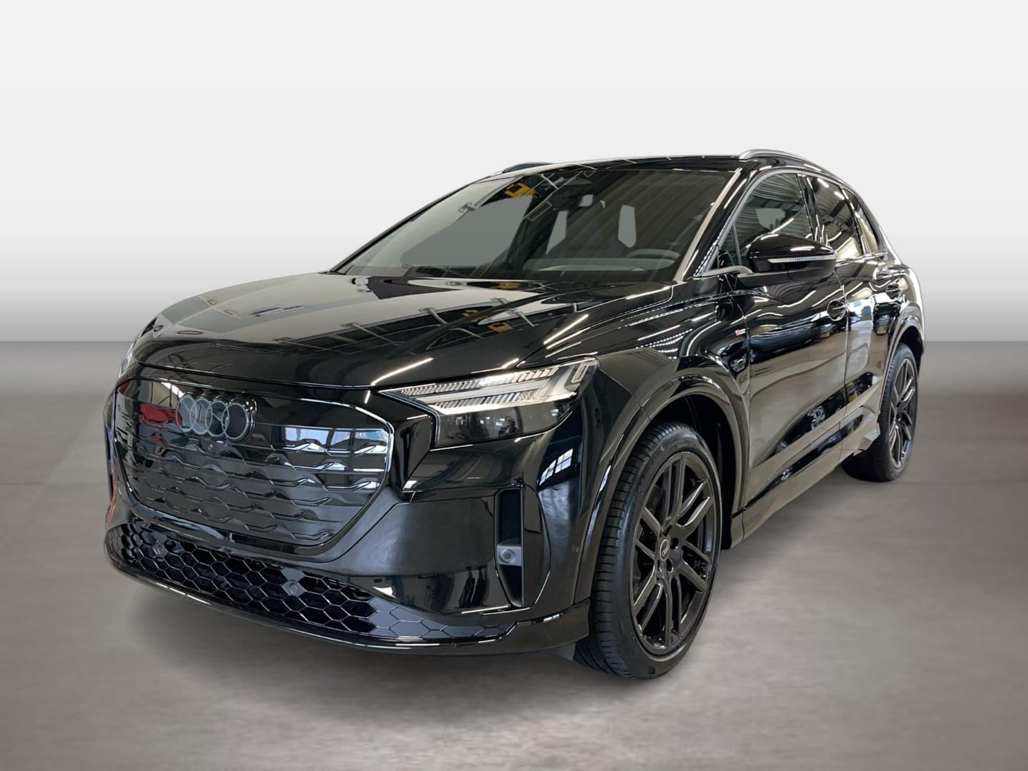 Bild über Audi Q4 SUV e-tron e-tron performance 210 kW - für weitere Informationen kontaktieren Sie den Audi Partner