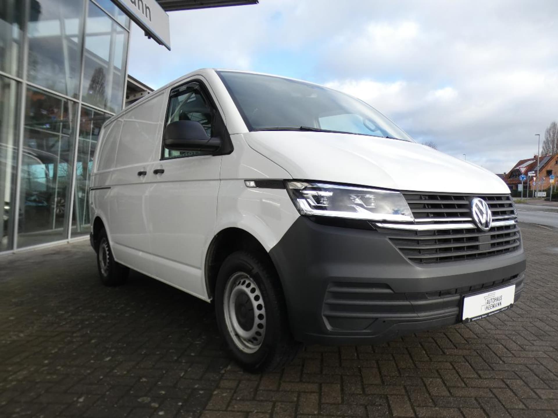 Volkswagen T6.1 Transporter Kasten kurzer Radstand