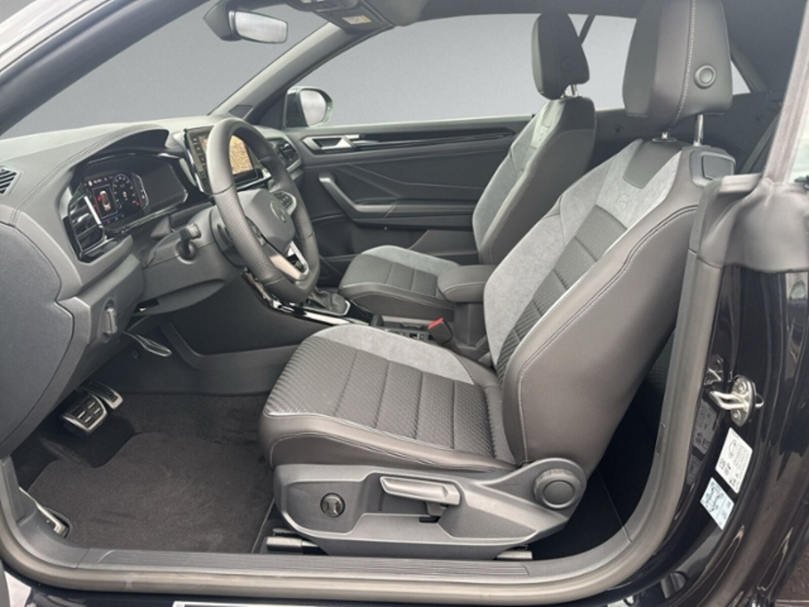 Volkswagen T-Roc Cabriolet – Bild 8