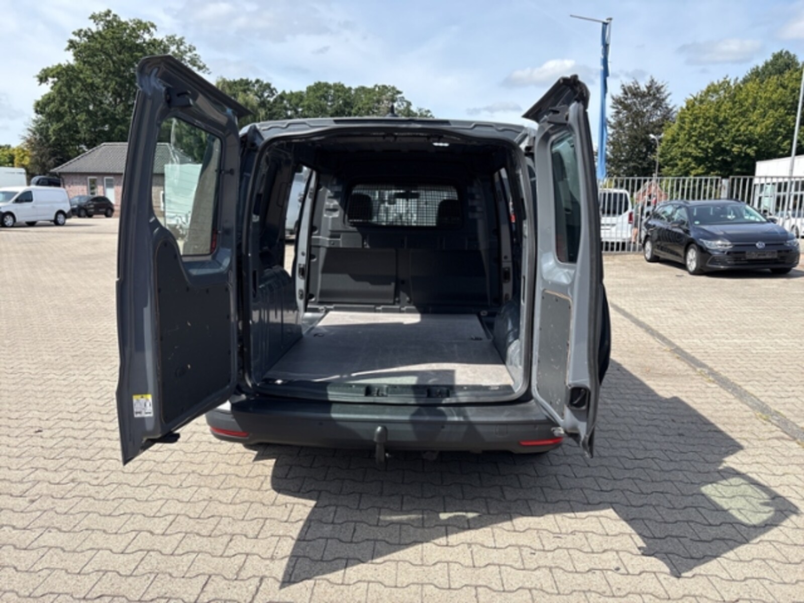 Volkswagen Caddy Maxi Cargo – Bild 18