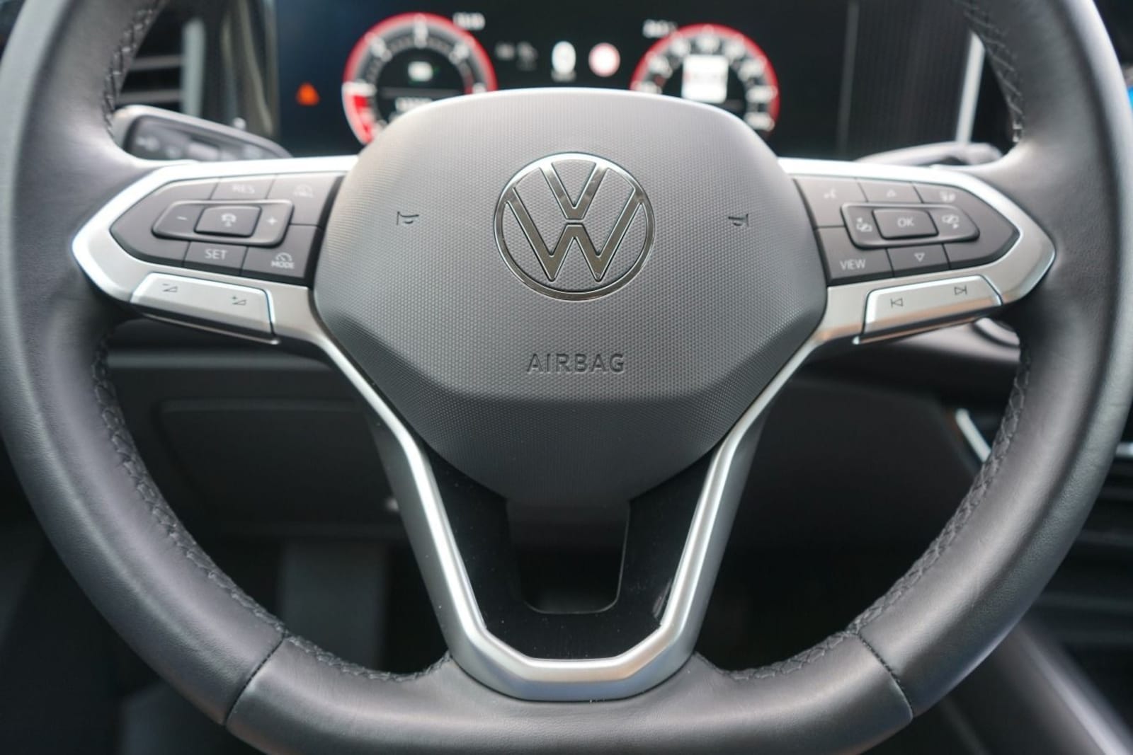 Volkswagen Passat – Bild 17