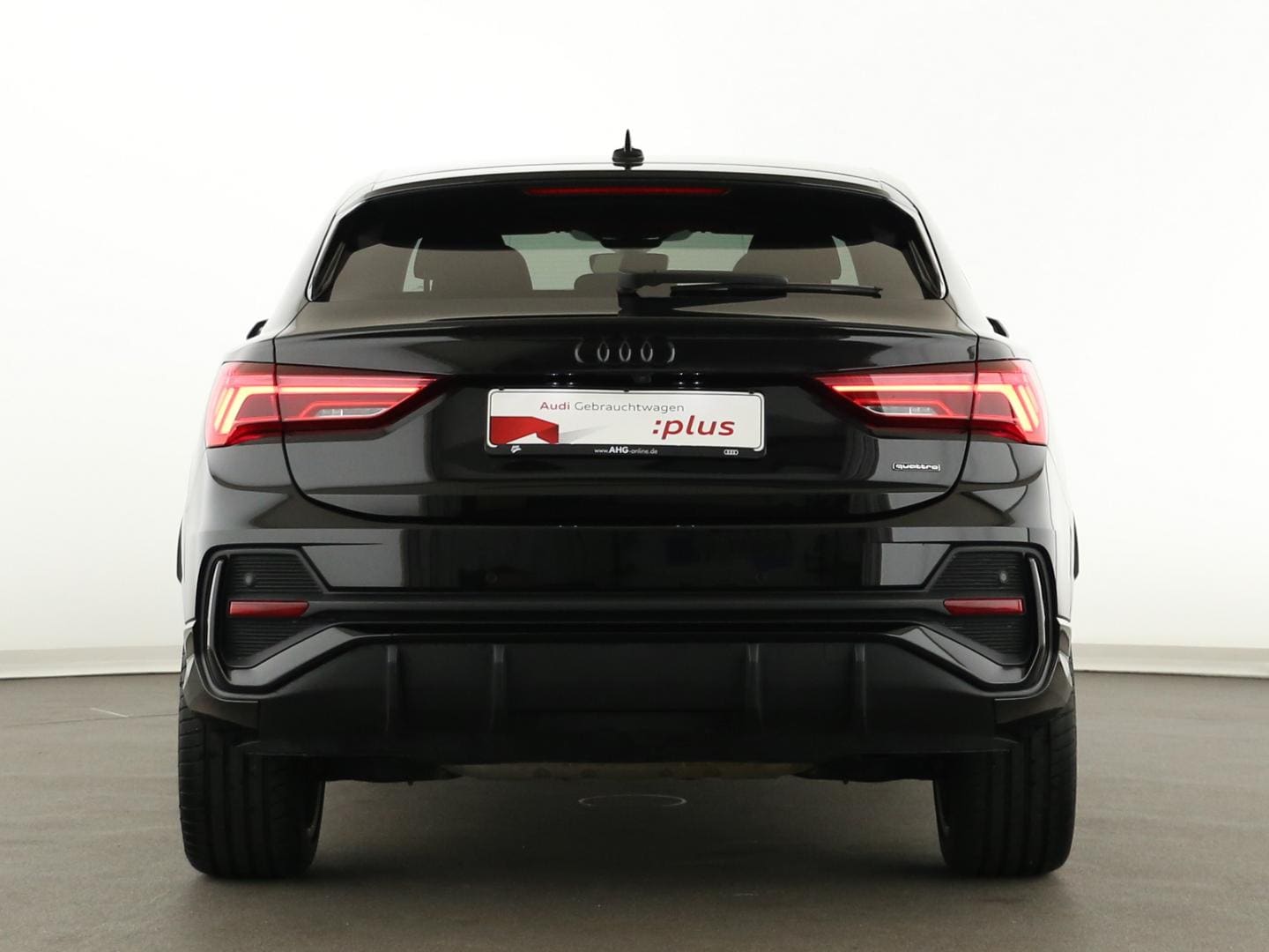 Bild über Audi Q3 Sportback S line 45 TFSI quattro S tronic - für weitere Informationen kontaktieren Sie den Audi Partner