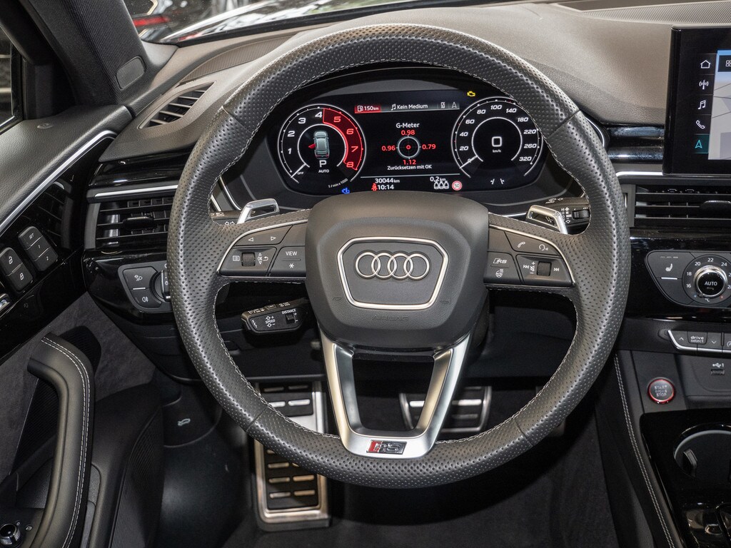 Image about Audi RS 4 Avant TFSI quattro tiptronic