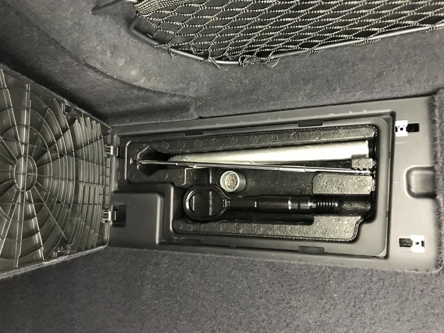 Image about Audi Q5 TFSI e Avus 50 TFSI e quattro 220 kW (299 ch) S tronic