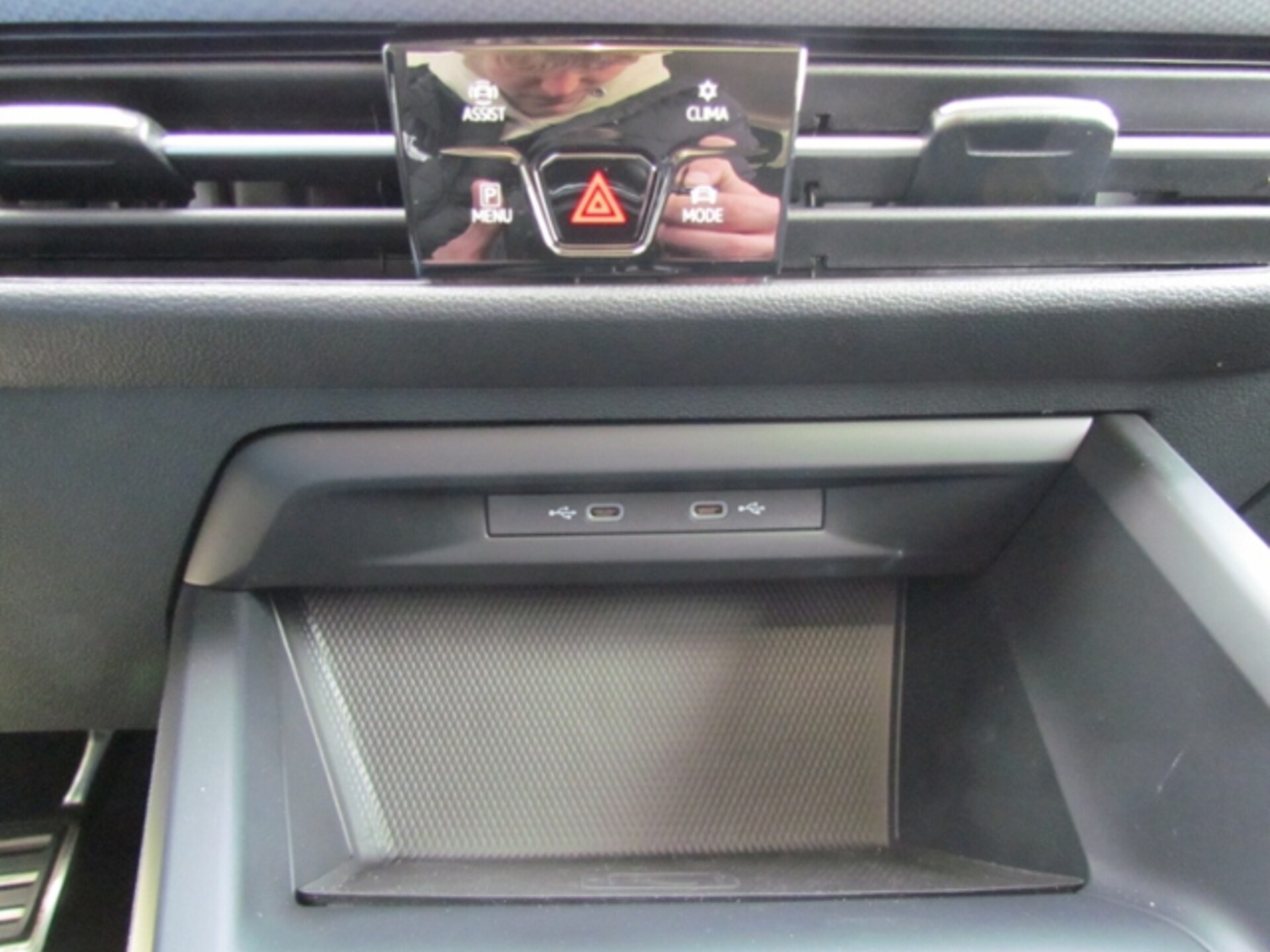 Volkswagen Golf Active