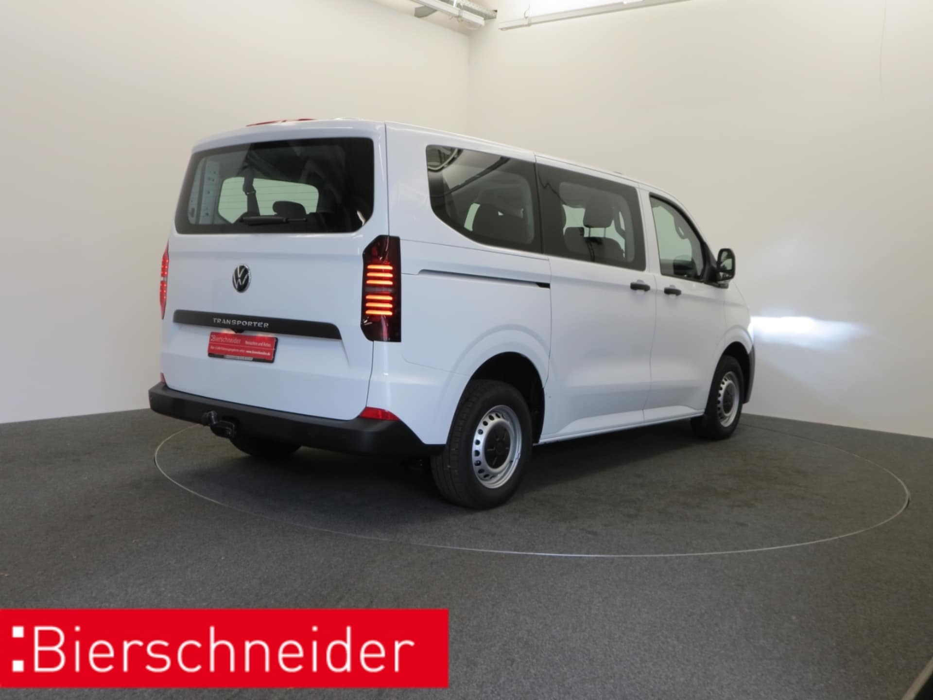 Volkswagen Transporter Kombi kurzer Radstand