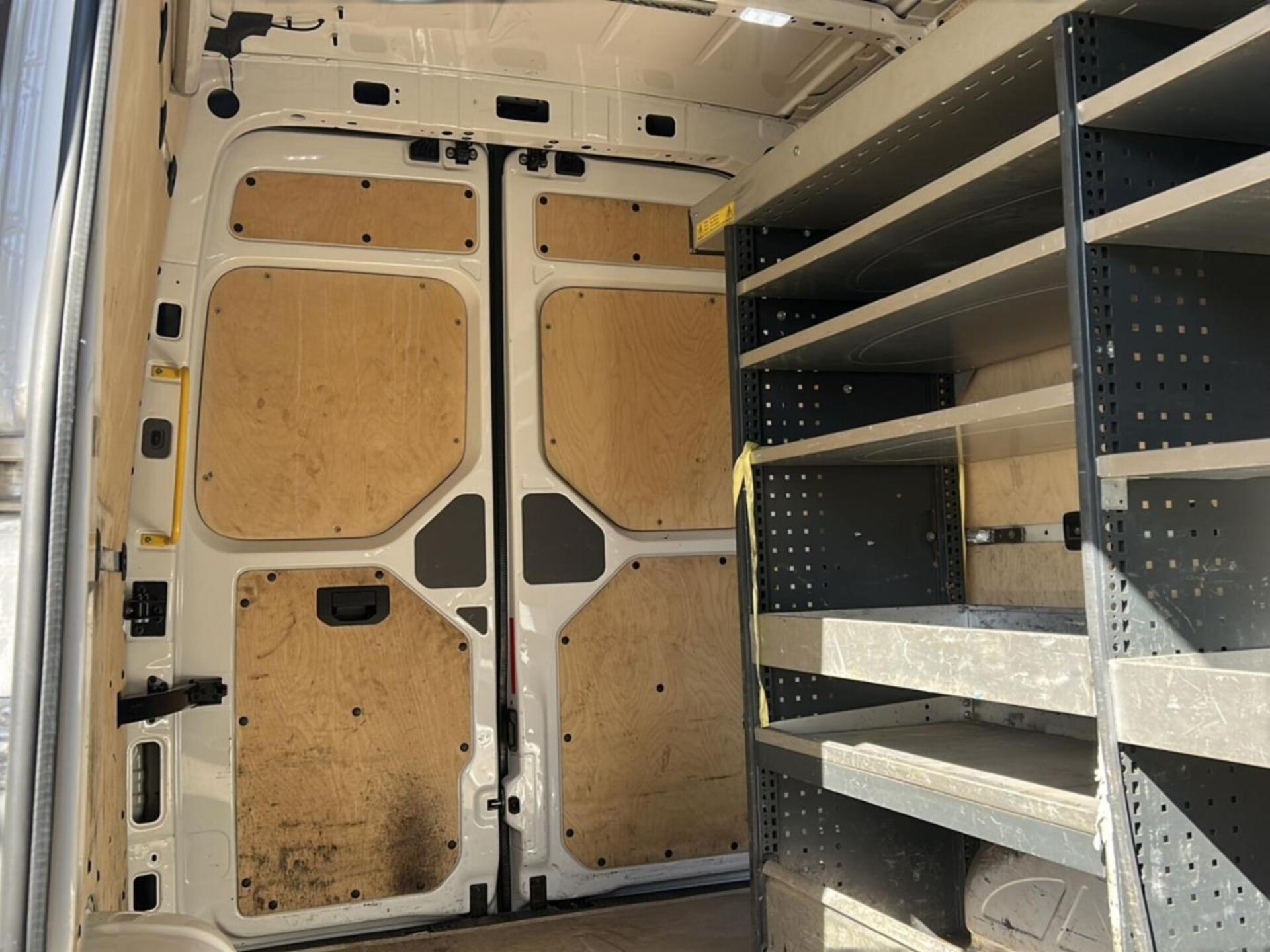 Volkswagen Crafter Kasten mittlerer Radstand