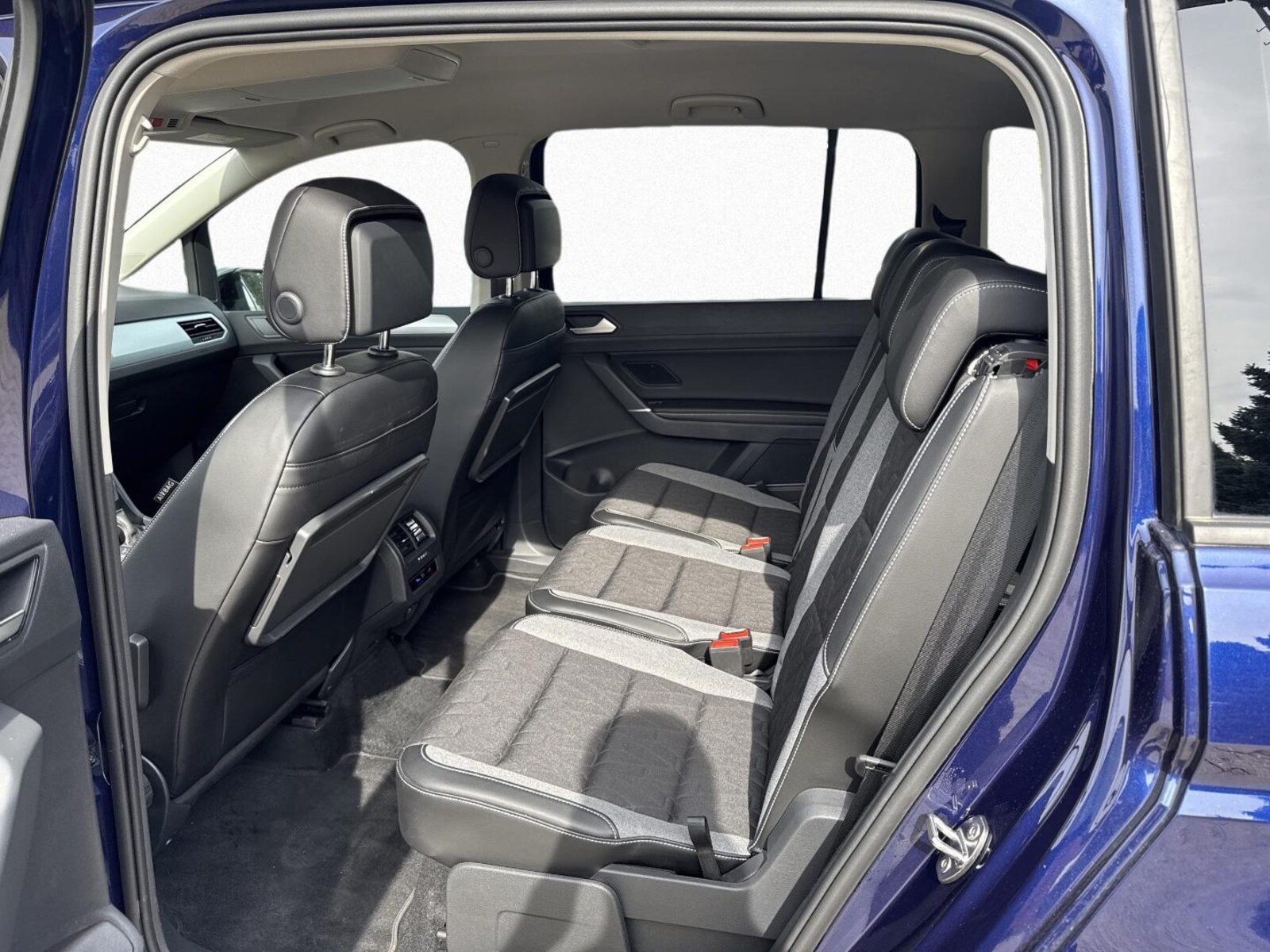 Volkswagen Touran – Bild 13