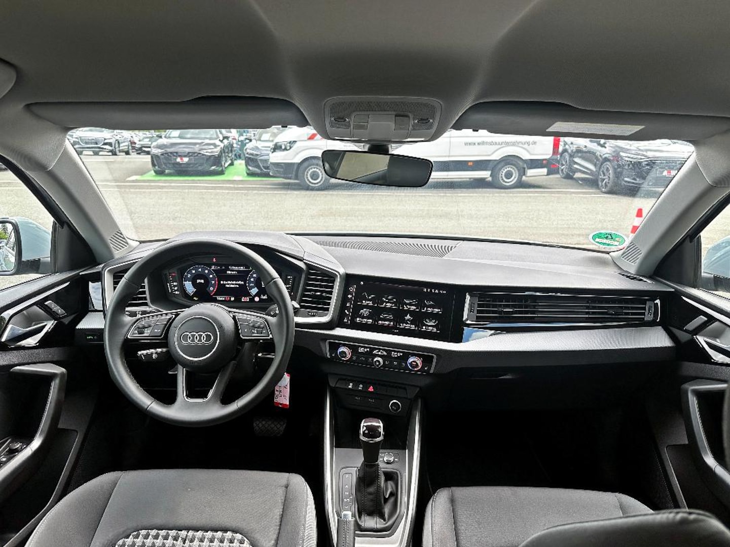 Bild über Audi A1 Sportback advanced 30 TFSI S tronic - für weitere Informationen kontaktieren Sie den Audi Partner