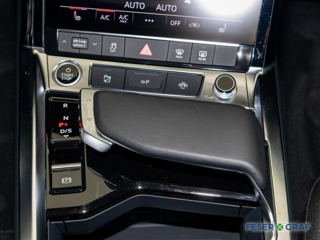 Image about Audi Q8 Sportback e-tron advanced 50 e-tron quattro