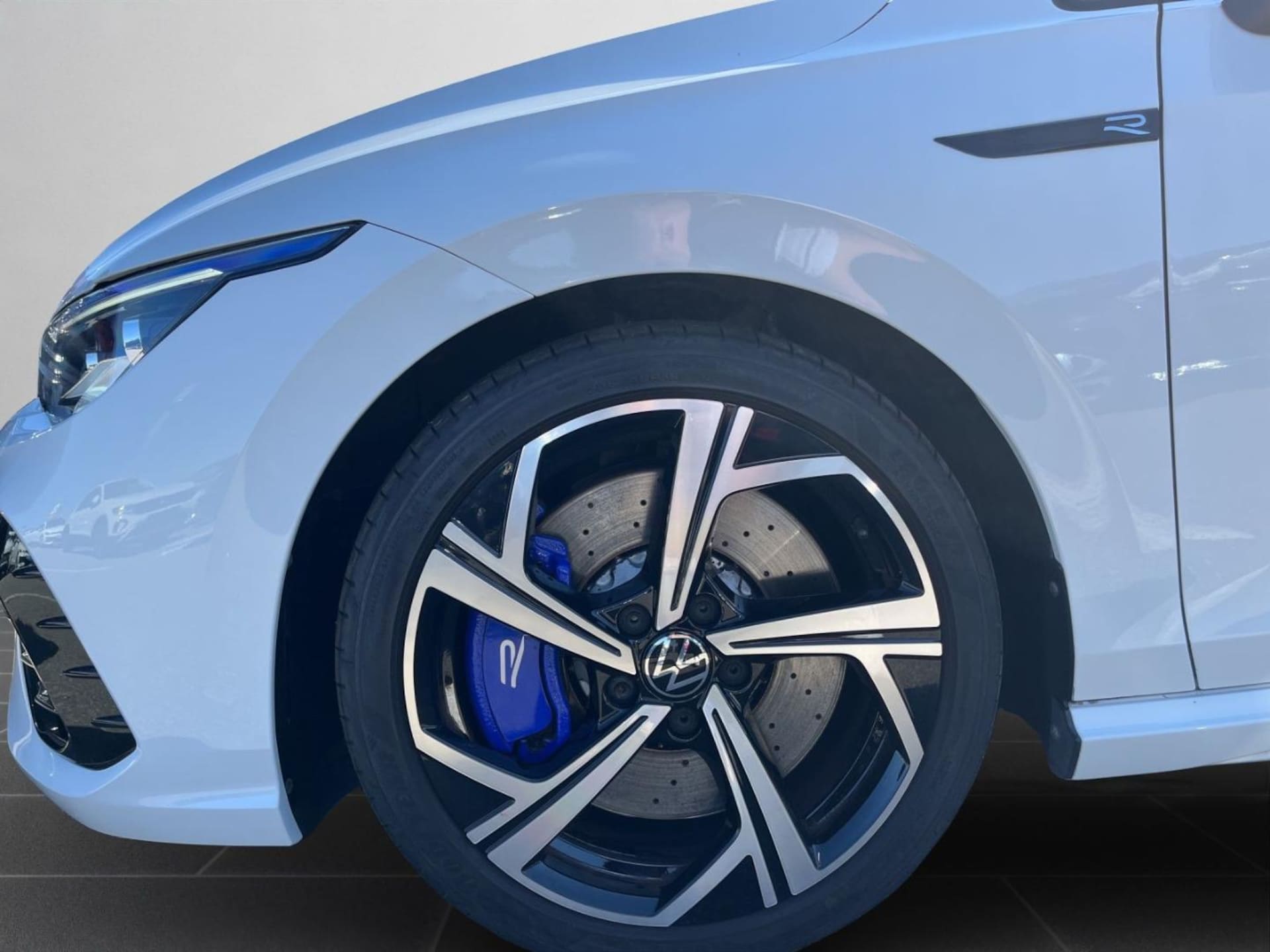 Volkswagen Golf R