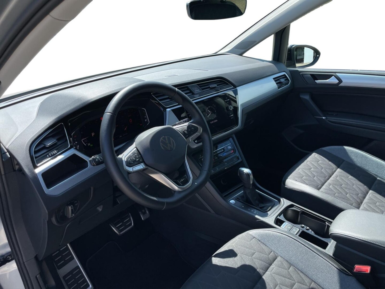 Volkswagen Touran – Bild 9
