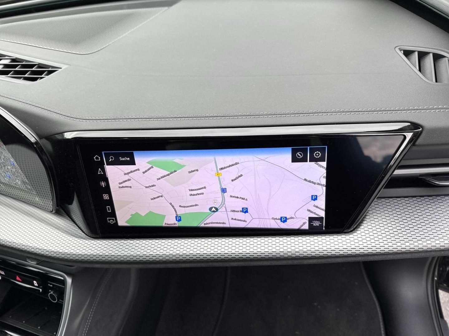 Bild über Audi Q5 SUV TDI quattro 150 kW S tronic - für weitere Informationen kontaktieren Sie den Audi Partner